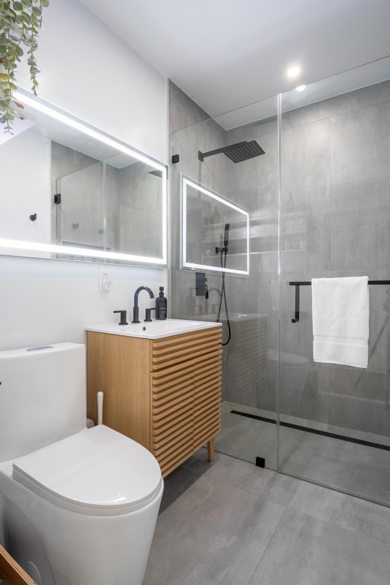 5br Hottubpooltableminigolf 7 Min To Wynwood Miami
