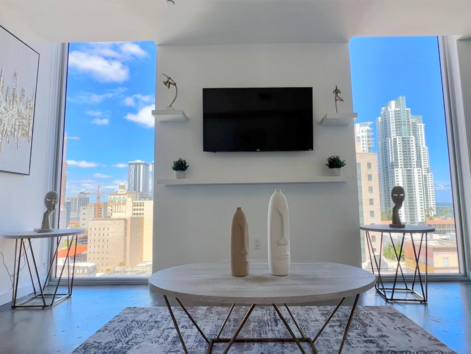 Apartment Luxe Loft 16th Floor, Rooftop Pool, Brickell Downtown *