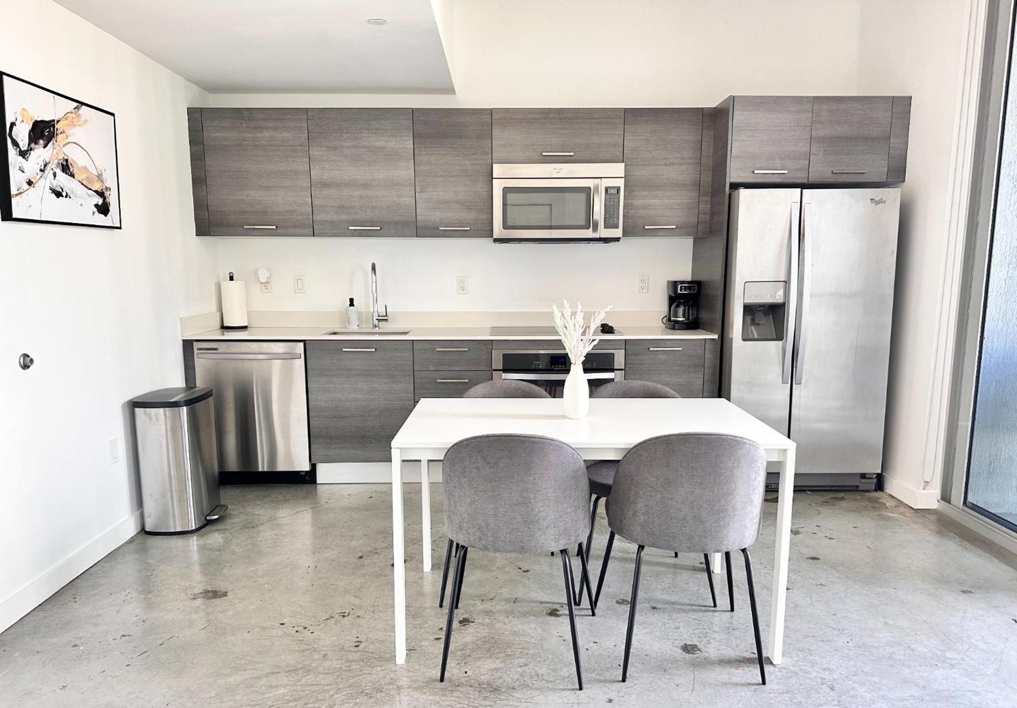 Apartment Luxe Loft 16th Floor, Rooftop Pool, Brickell Downtown