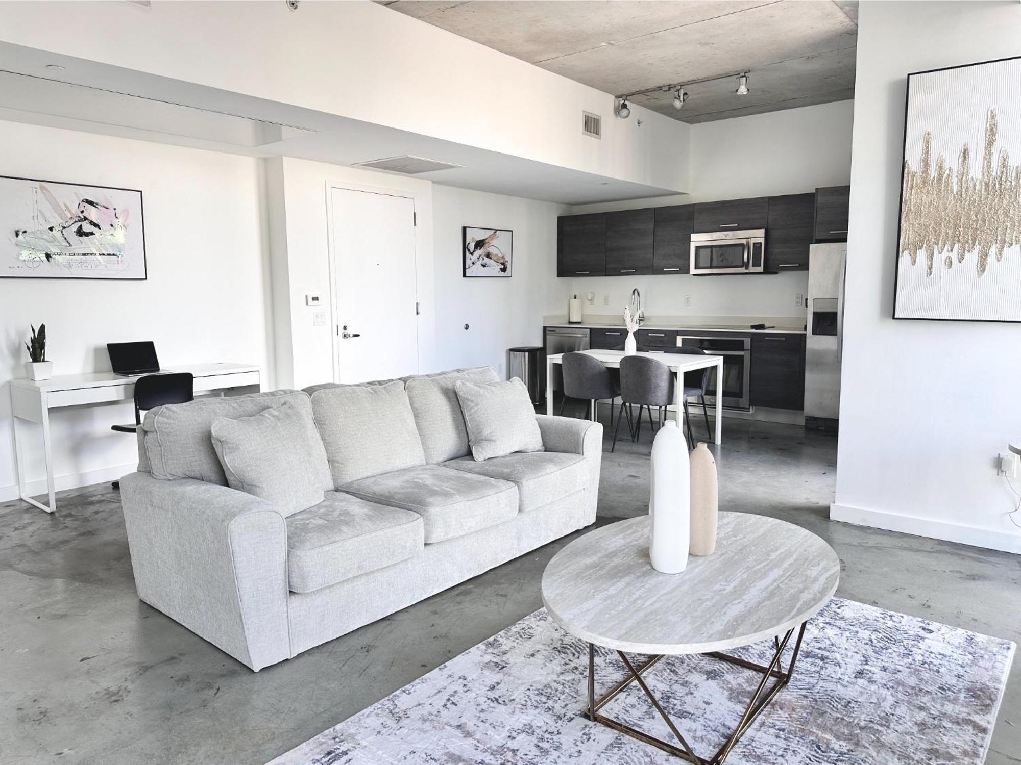 Apartment Luxe Loft 16th Floor, Rooftop Pool, Brickell Downtown