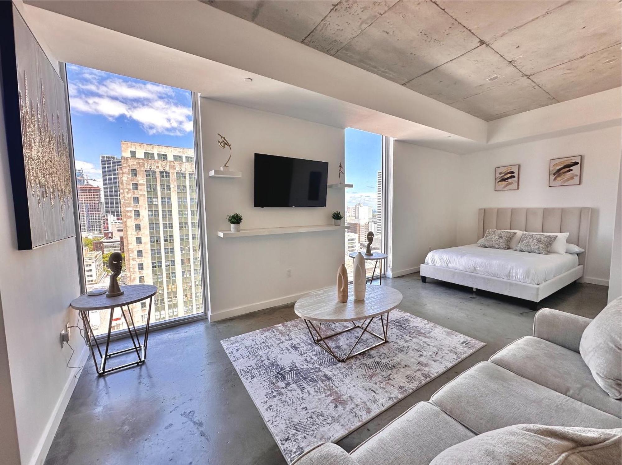 Apartment Luxe Loft 16th Floor, Rooftop Pool, Brickell Downtown
