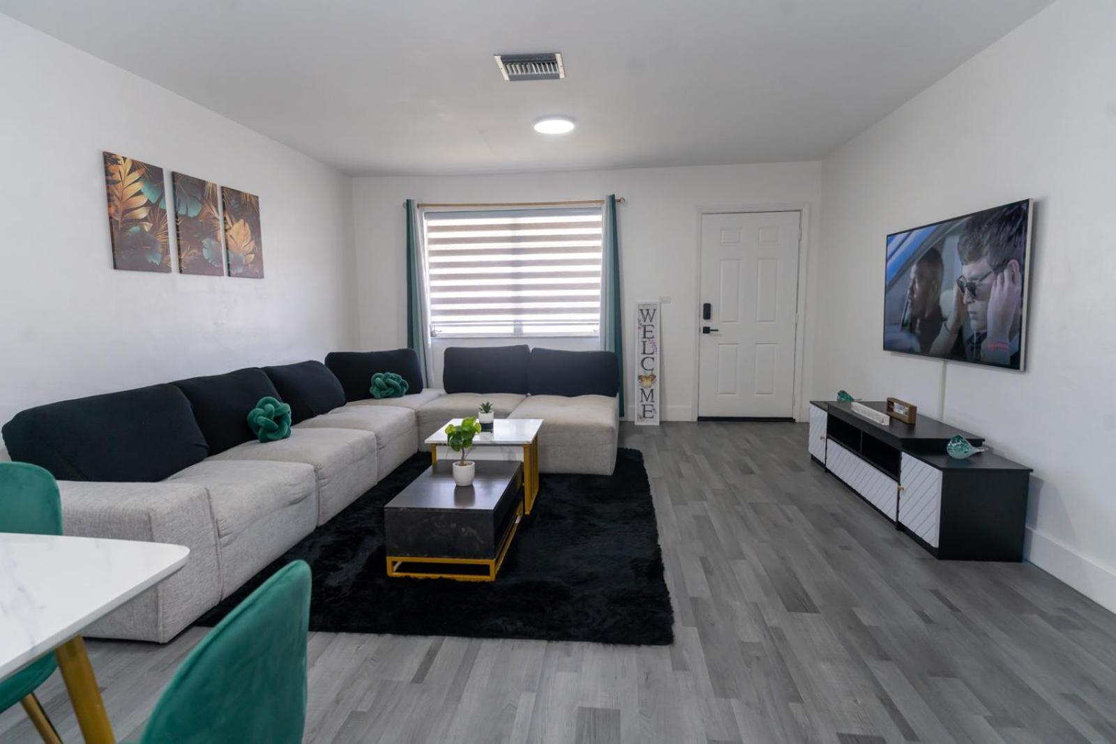 Apartment Cozy Unit Near Downtown Miami