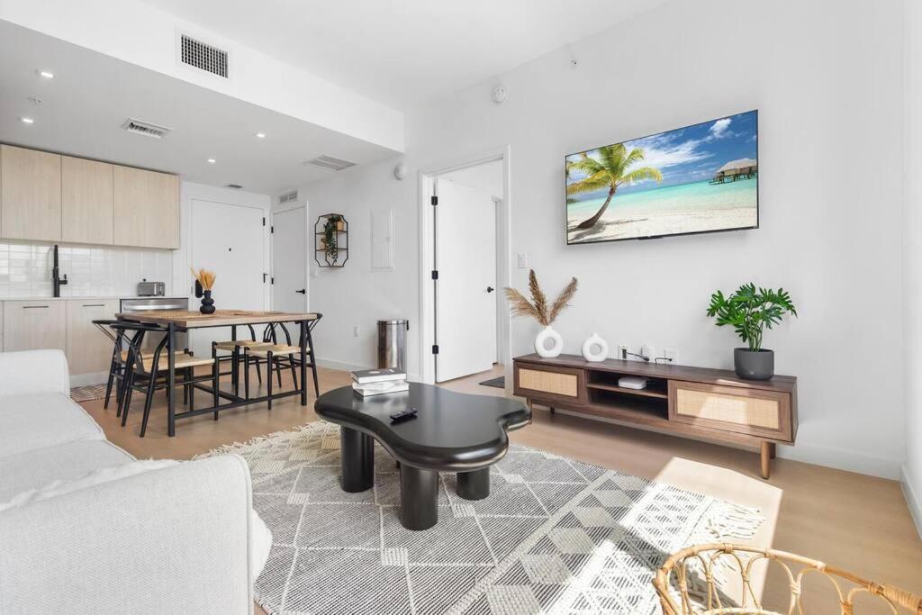 Wynwood Luxury Penthouse Apartment