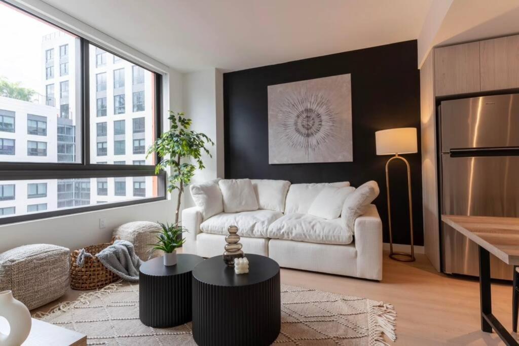 Modern & Luxury In Wynwood Apartment