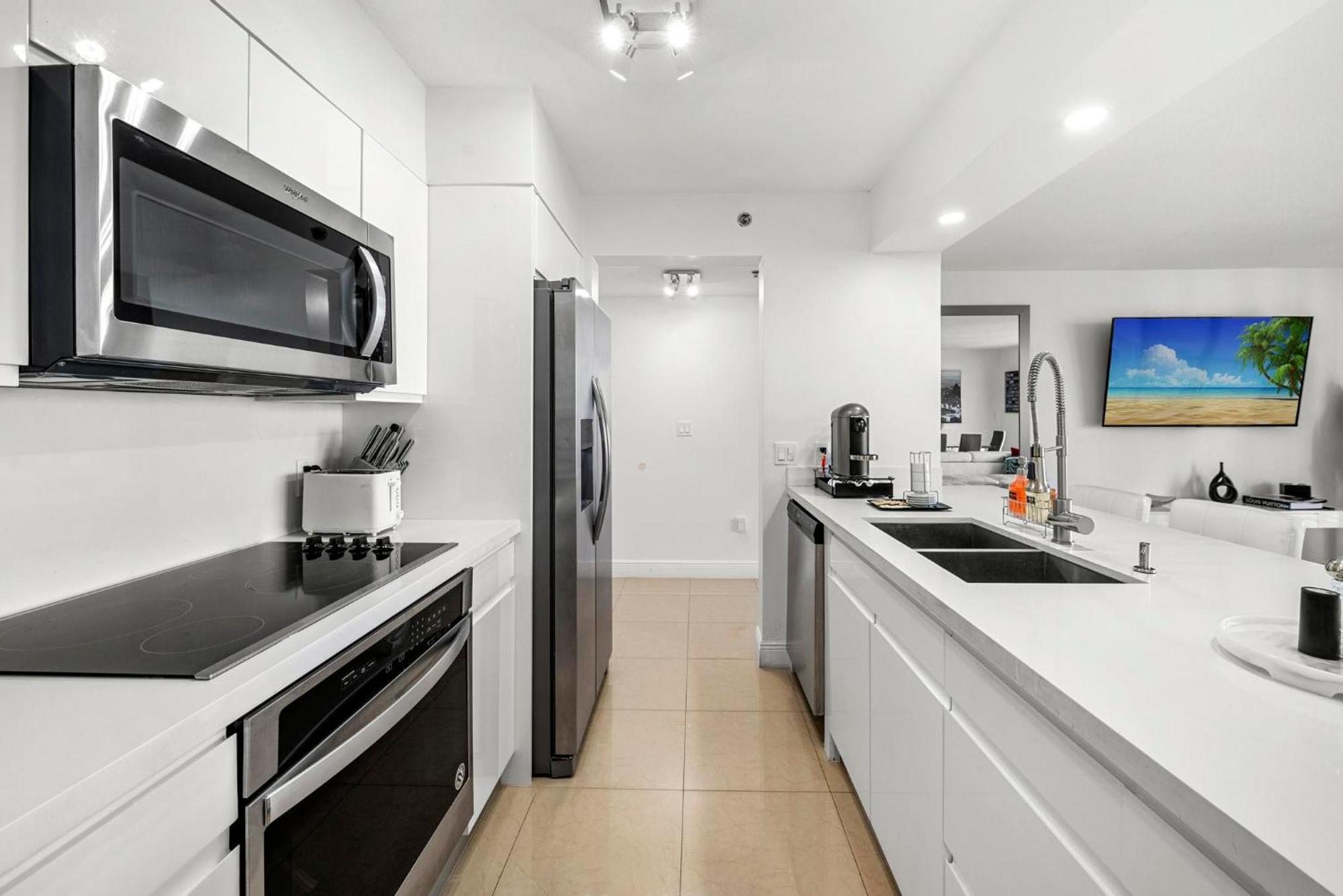 Holiday home Bnb Hyperion - Luxe 3b W City & Ocean Views