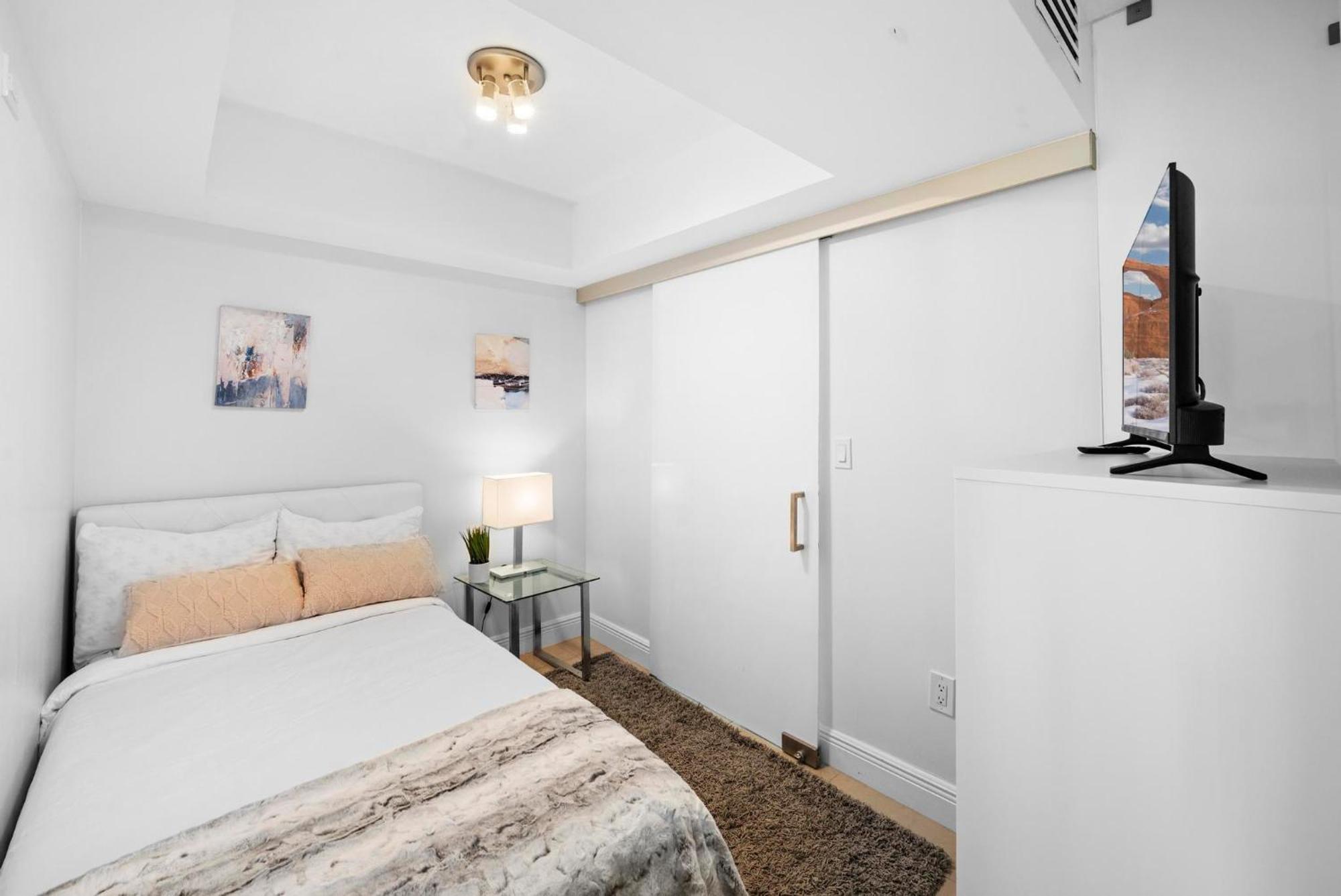 Bnb Hyperion - Luxe 3b W City & Ocean Views Holiday home