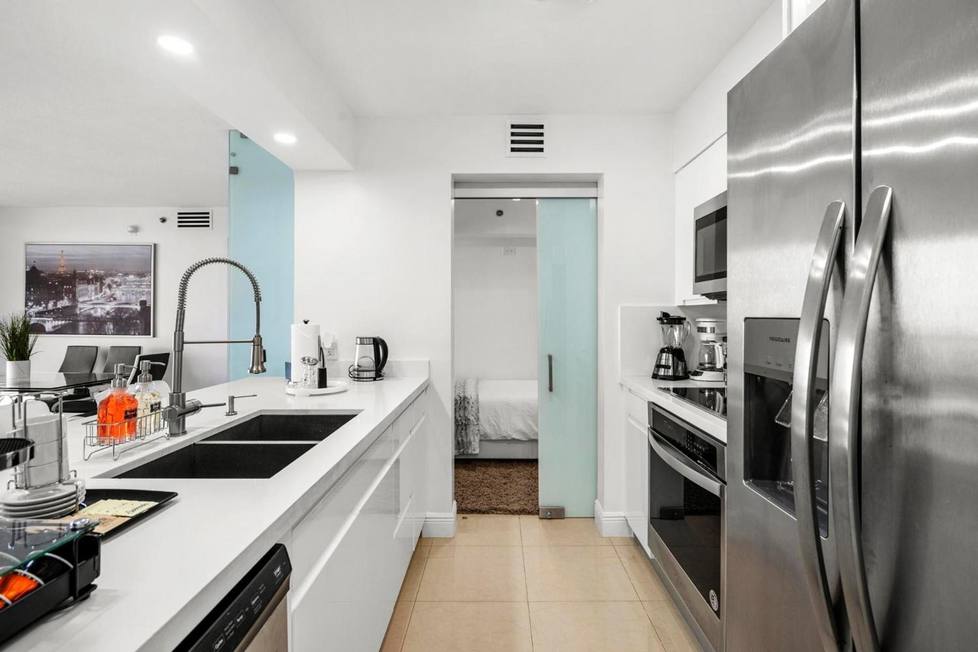 Holiday home Bnb Hyperion - Luxe 3b W City & Ocean Views *