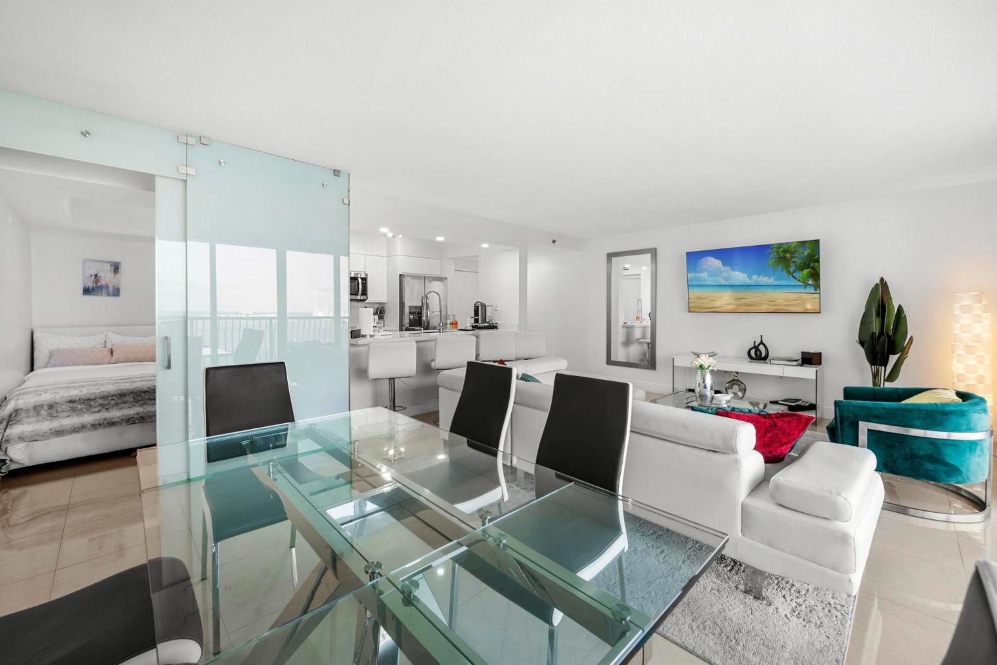Holiday home Bnb Hyperion - Luxe 3b W City & Ocean Views Miami