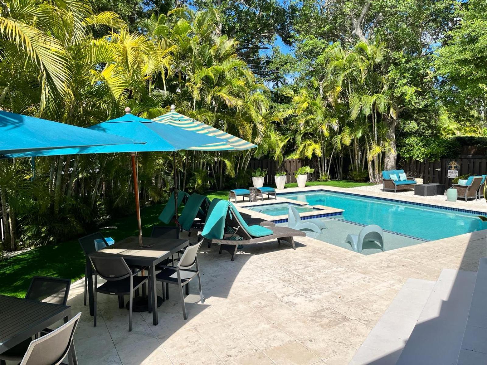 Banyan Shores Pousada
