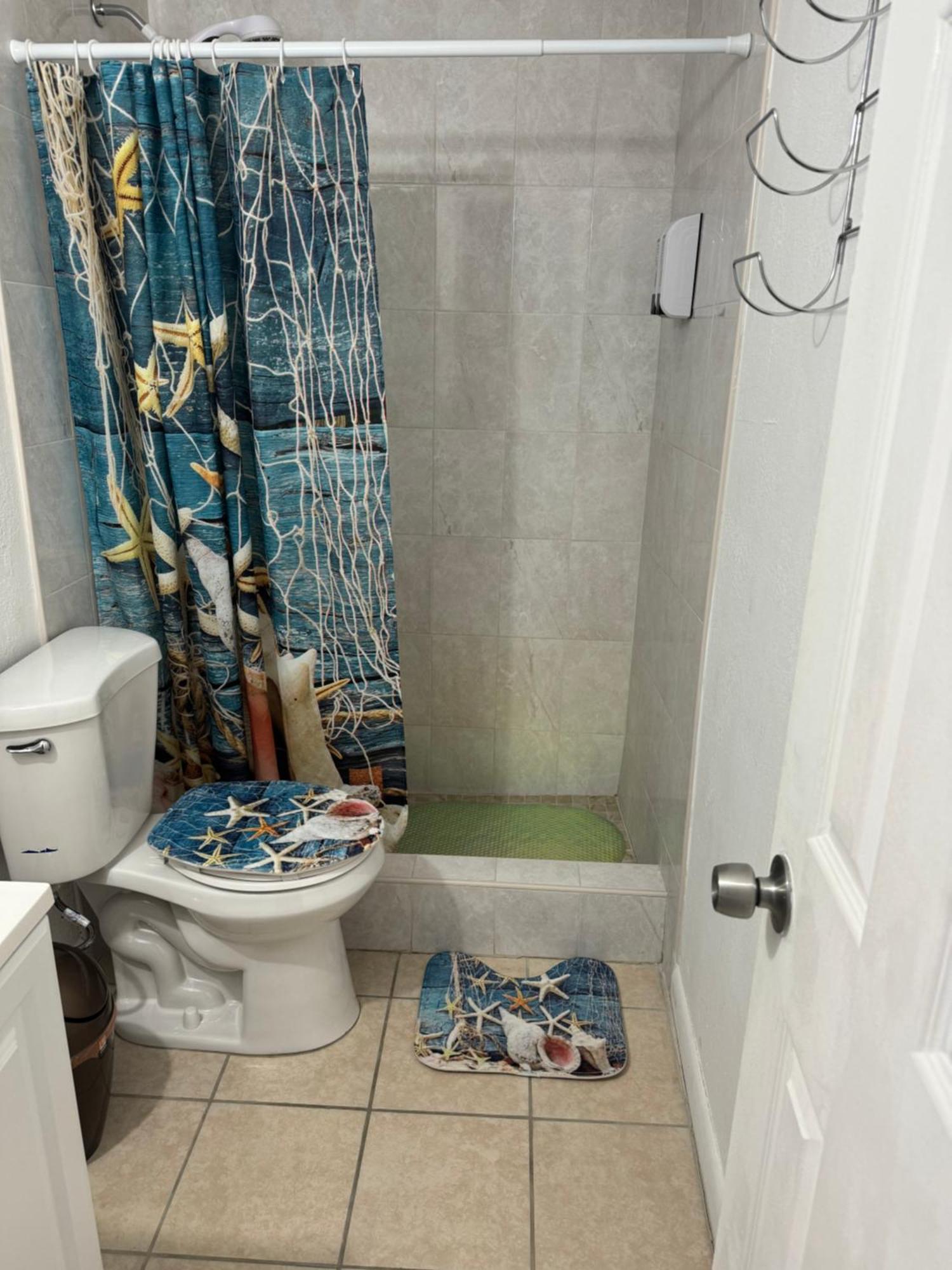 B2 Value On Private Bedroom With Private Bathroom In Little Havana, Homestay Miami