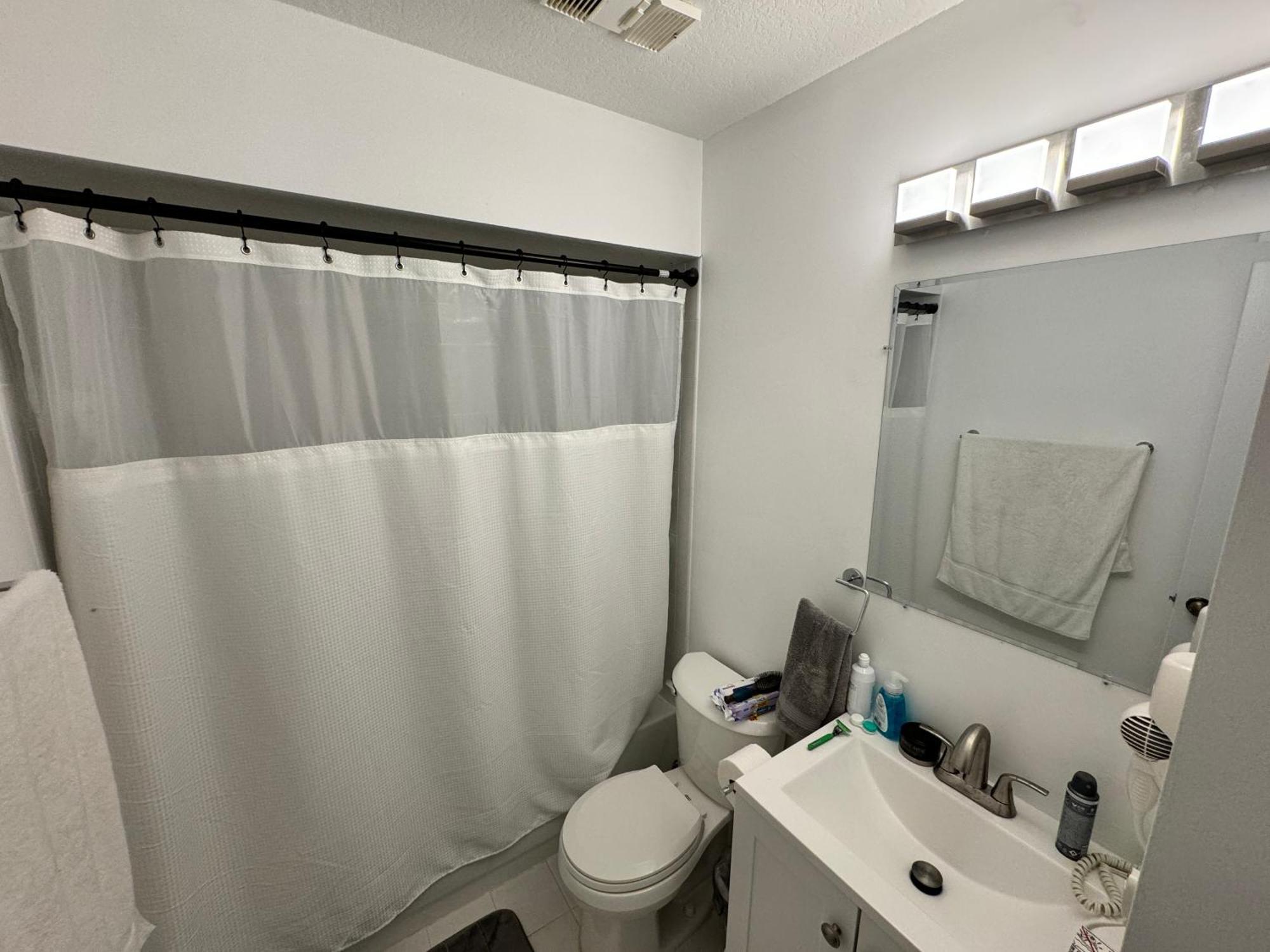 En Kendall 2 Y 3 Banos Apartment Miami