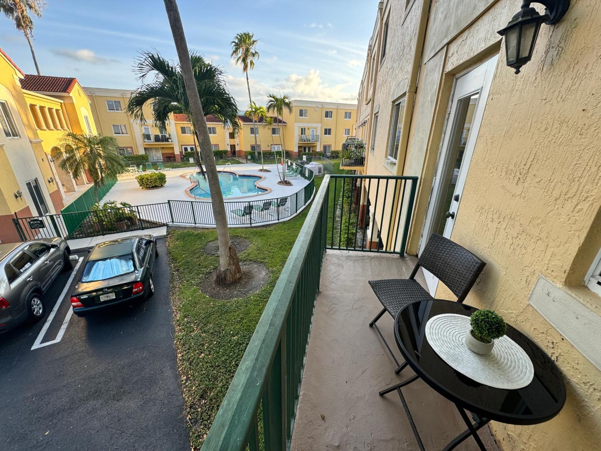 Apartment En Kendall 2 Y 3 Banos Miami