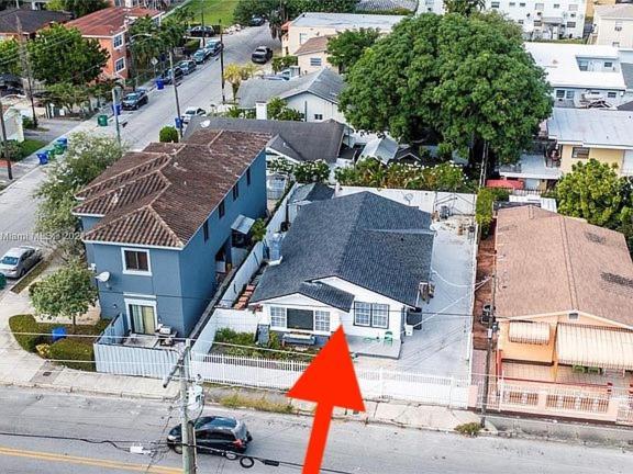 B5 Value On Private Bedroom With Private Bathroom In Little Havana, Homestay