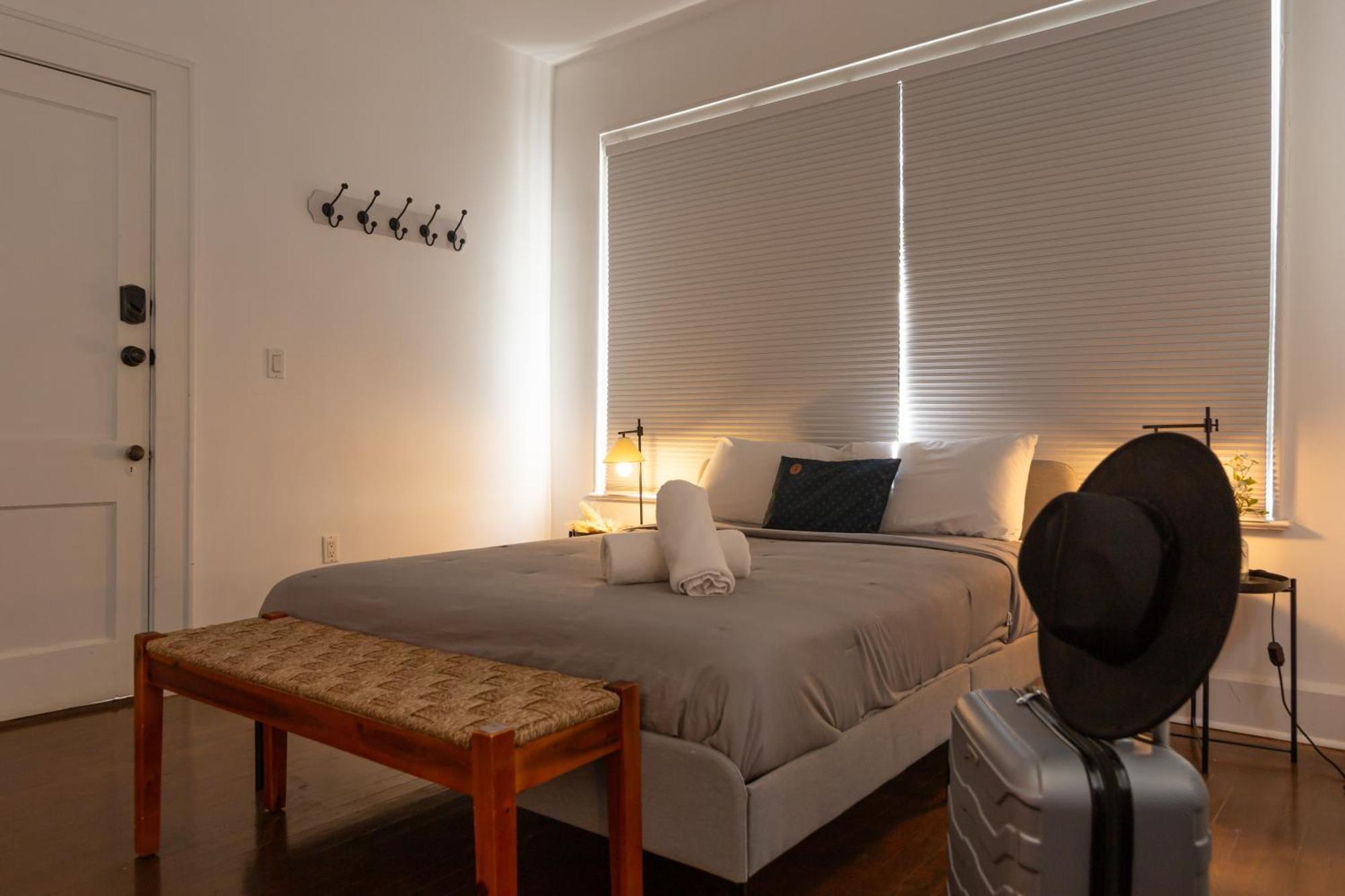 Two Bedroom - Heart Of Wynwood & Edgewater - Private Parking Spot Apartment