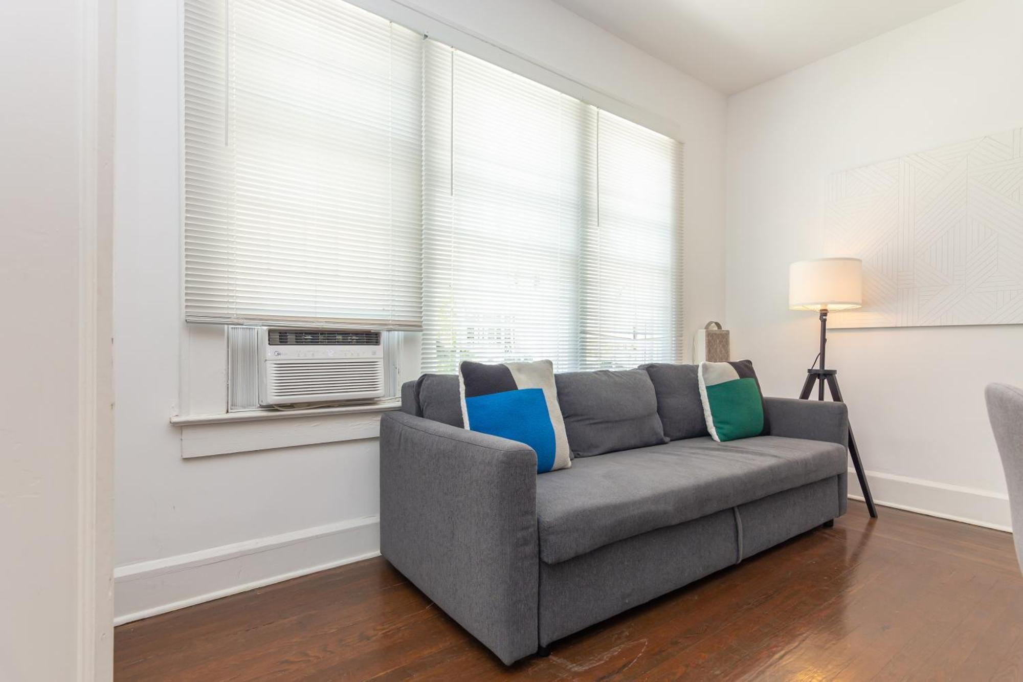 Apartment Two Bedroom - Heart Of Wynwood & Edgewater - Private Parking Spot *