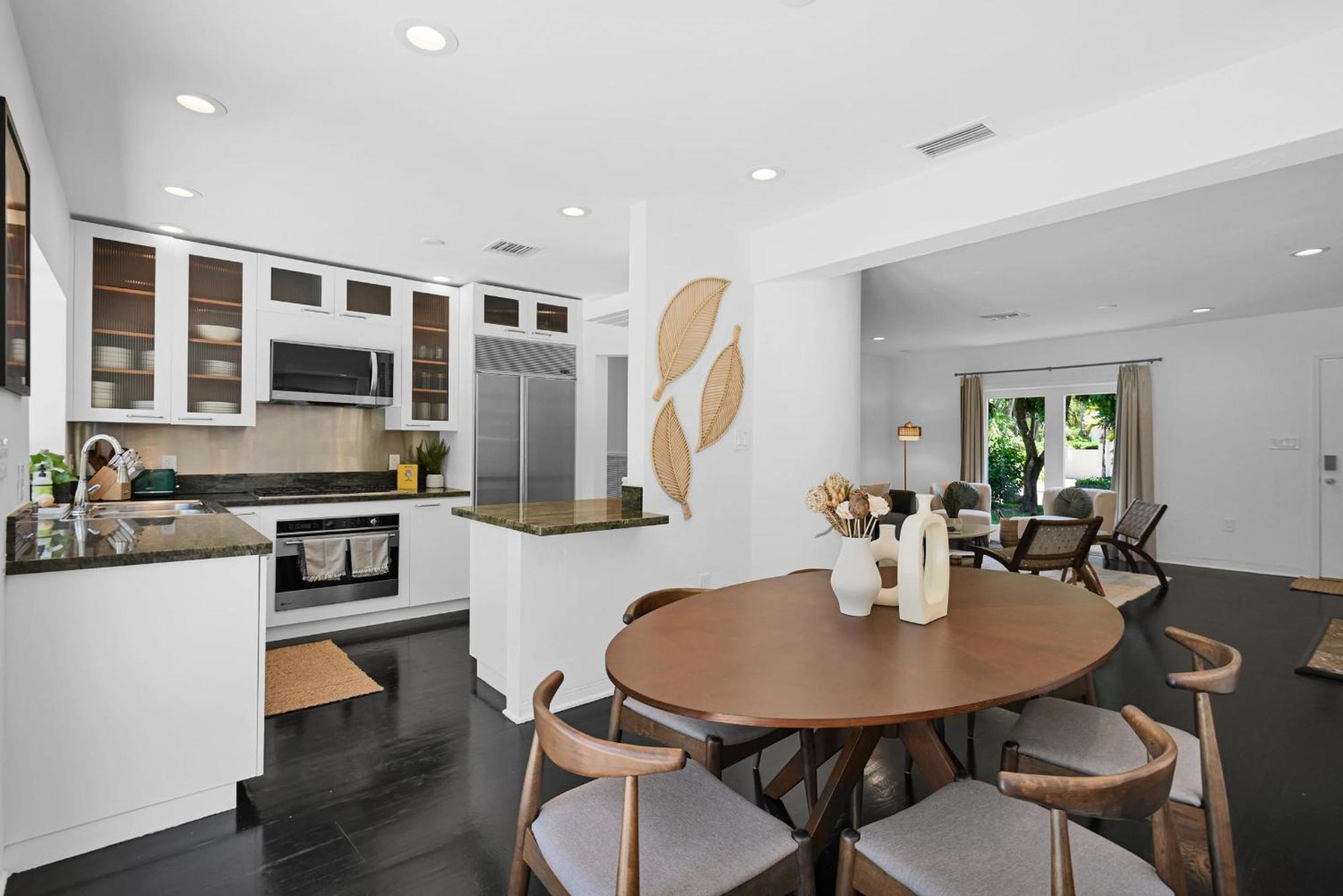 Summer Estate - Pool Parking & Prime Location Miami