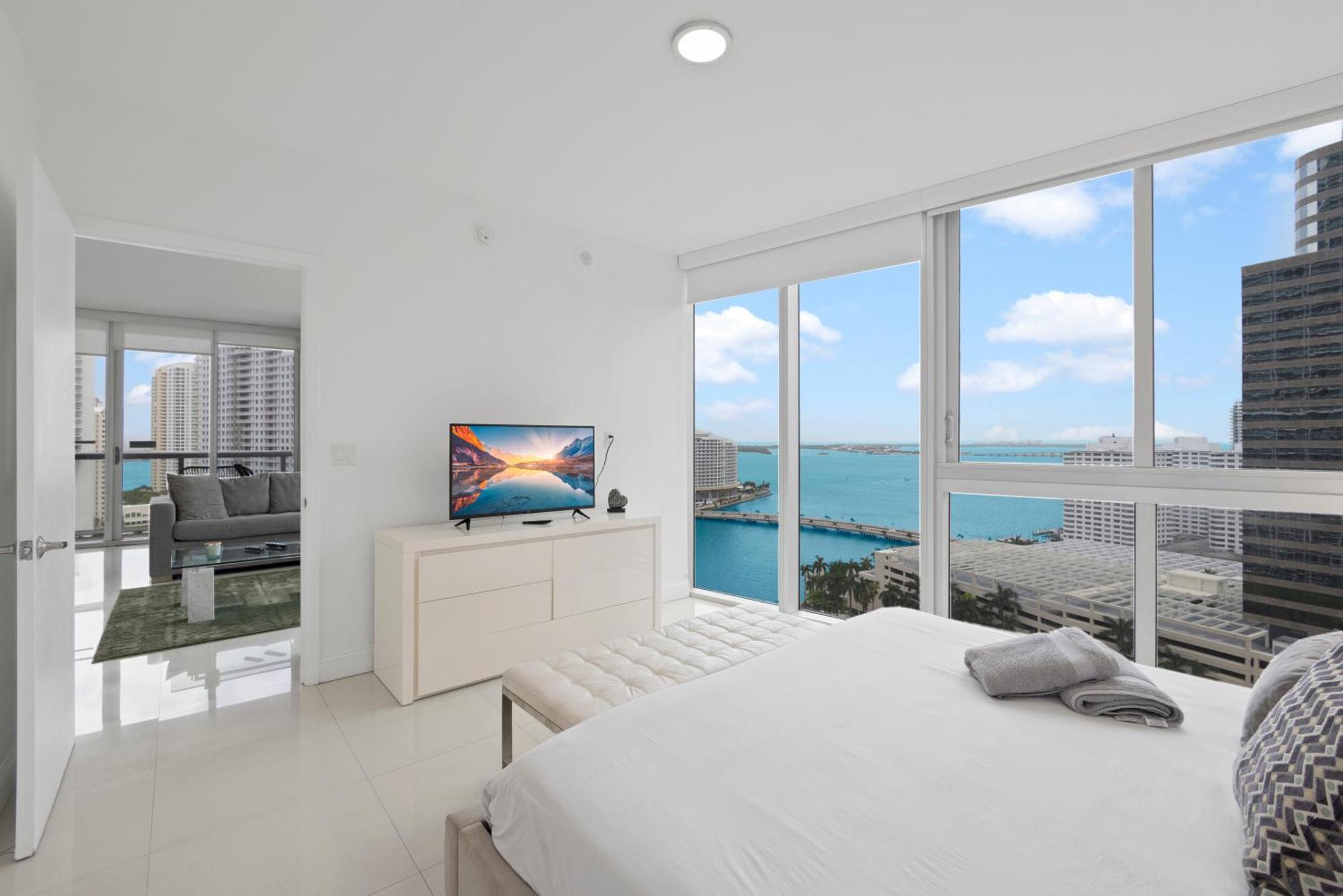 Holiday home 2b2b W Water View - Free Parking - Pool - Lux