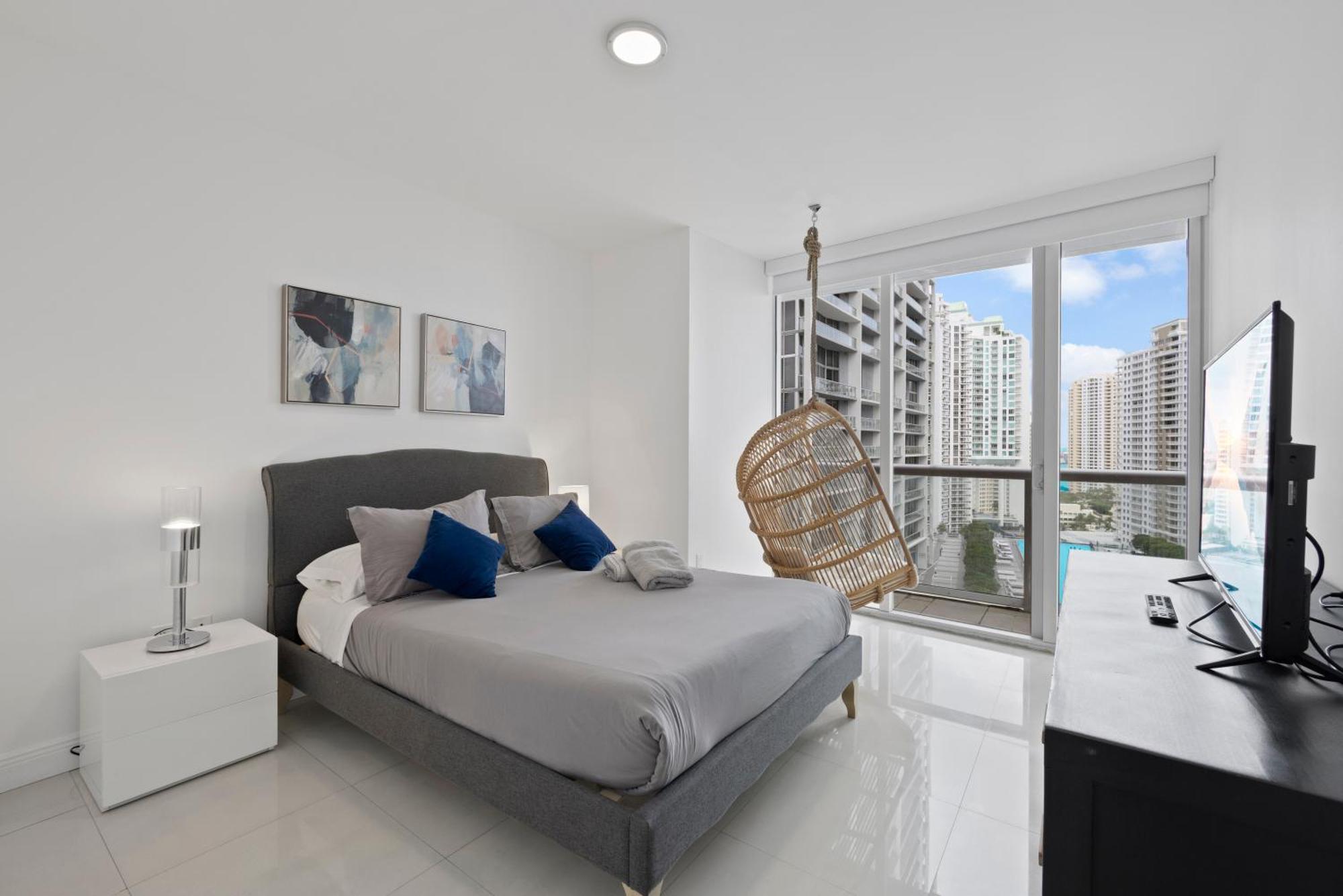 2b2b W Water View - Free Parking - Pool - Lux