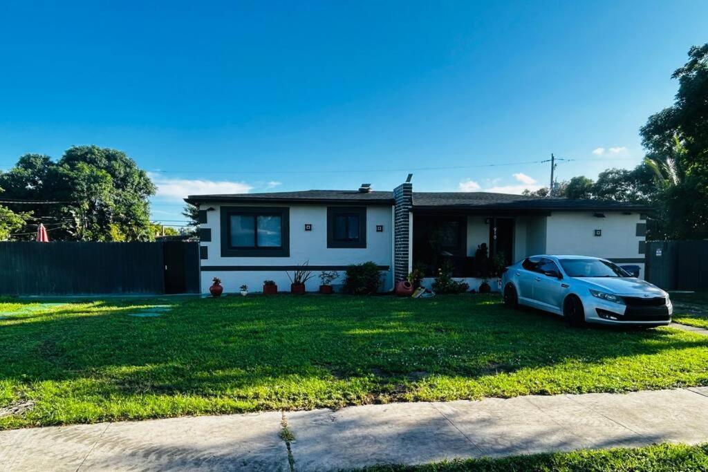 Cozy Apartment, With Separate Entrance Apartment Miami