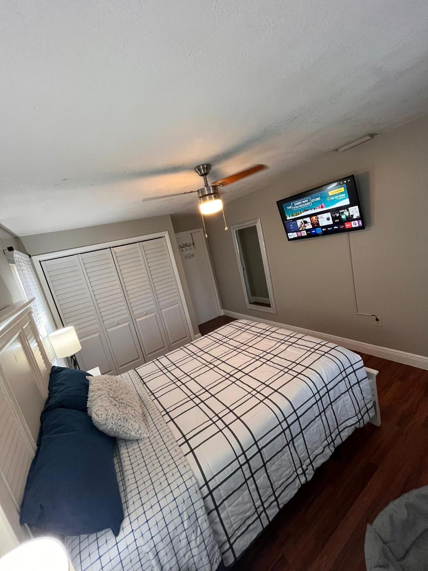Spanish Style House - Free Parking Hospedagem domiciliar Miami