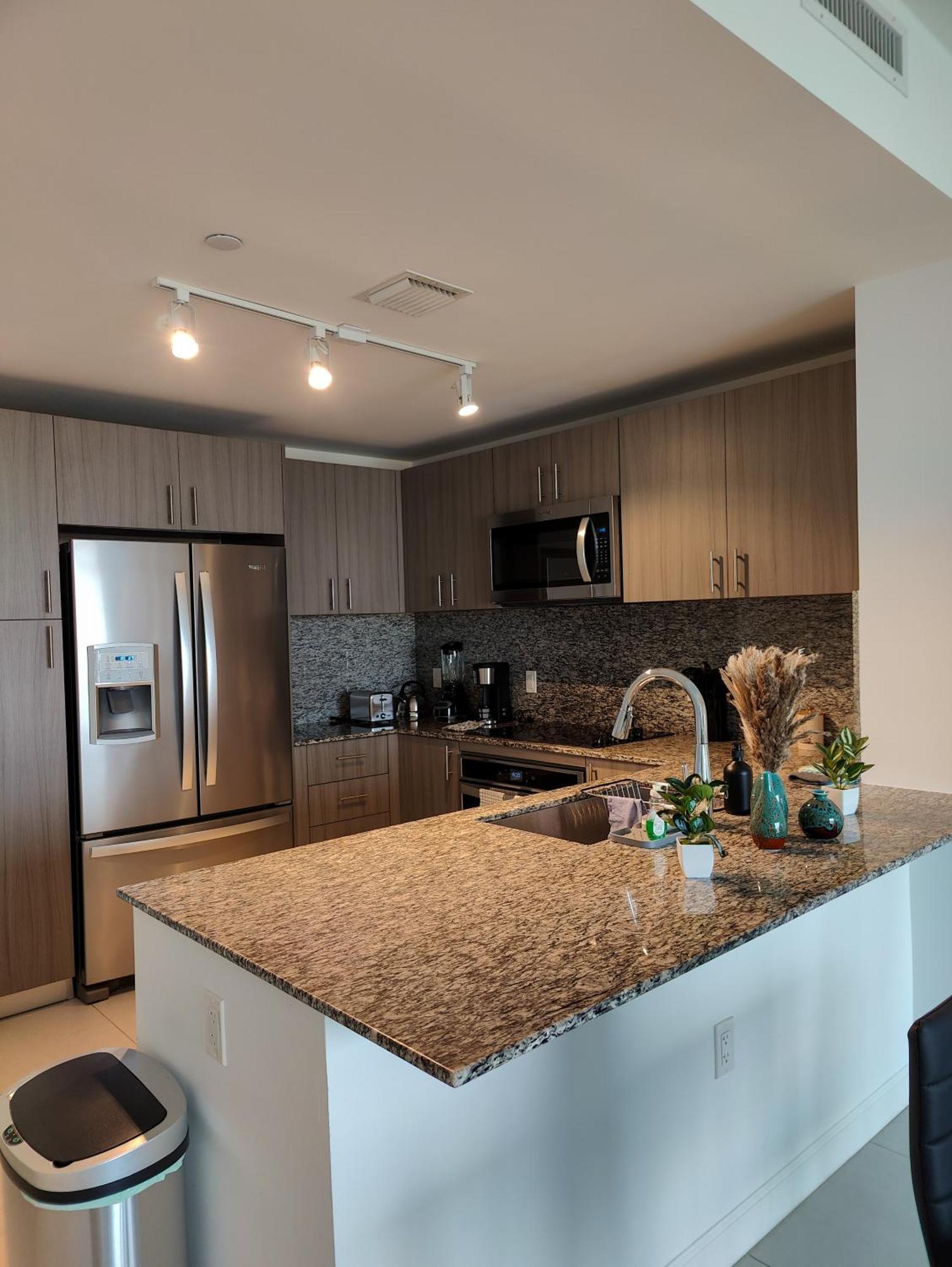 Style 1-bdrm Downtown Doral Apartment *