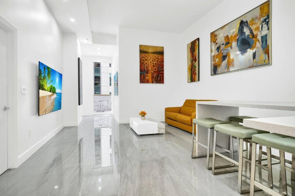 Brickell 3 Bedrooms High Ceiling Loft Apartment Miami