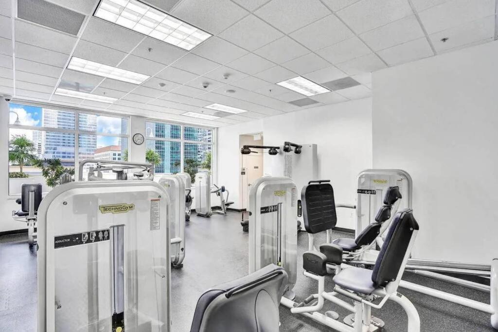 Brickell 3 Bedrooms High Ceiling Loft *