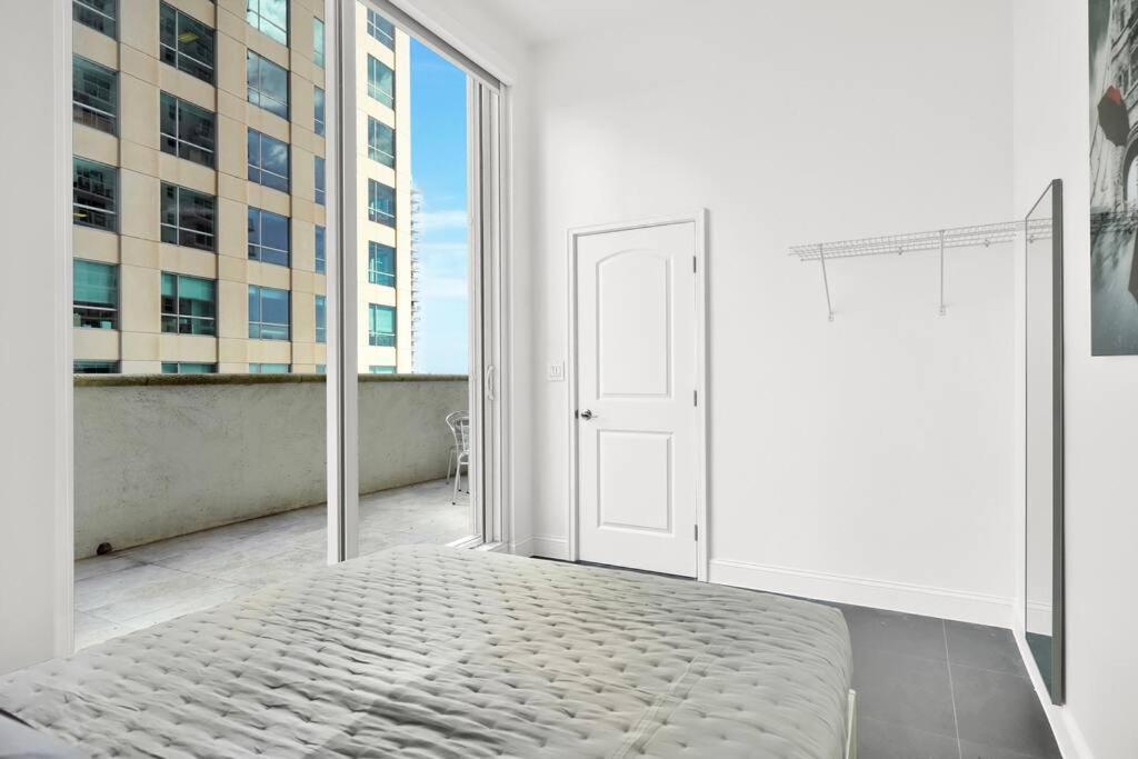 Brickell 3 Bedrooms High Ceiling Loft * Miami