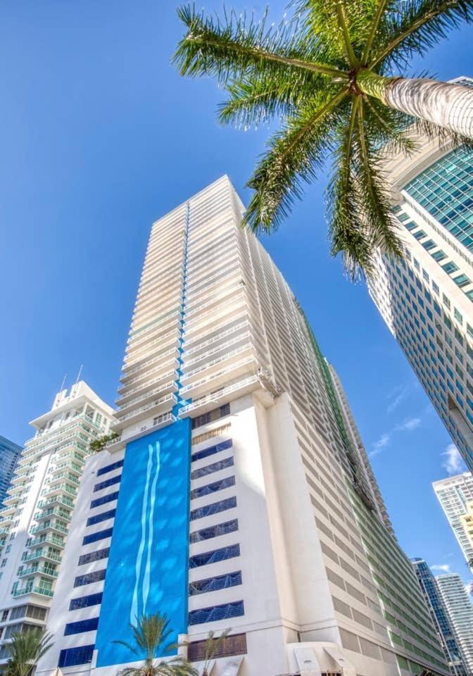 Brickell 3 Bedrooms High Ceiling Loft *