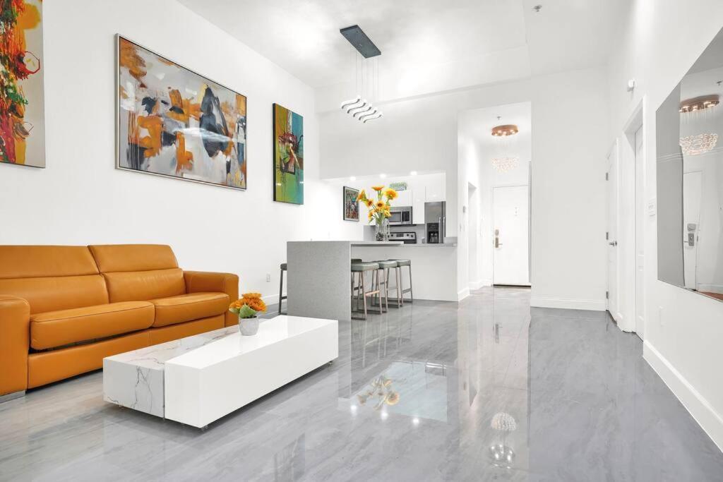 Apartment Brickell 3 Bedrooms High Ceiling Loft