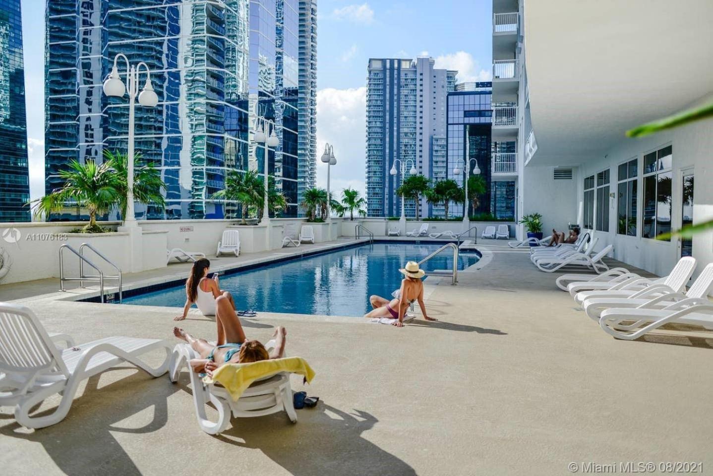 Brickell 3 Bedrooms High Ceiling Loft Miami