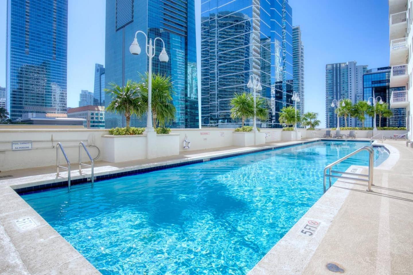 Brickell 3 Bedrooms High Ceiling Loft Apartment Miami