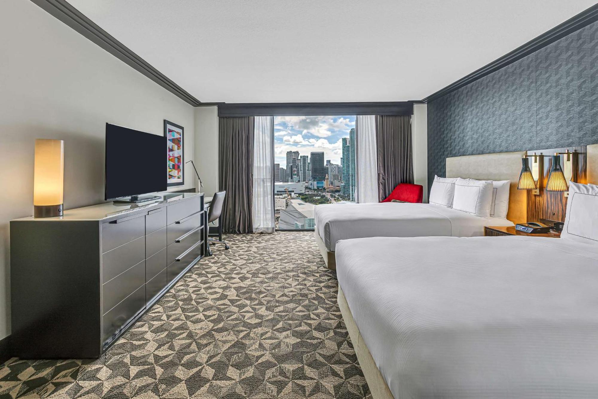 Hilton Downtown Hotel 4*