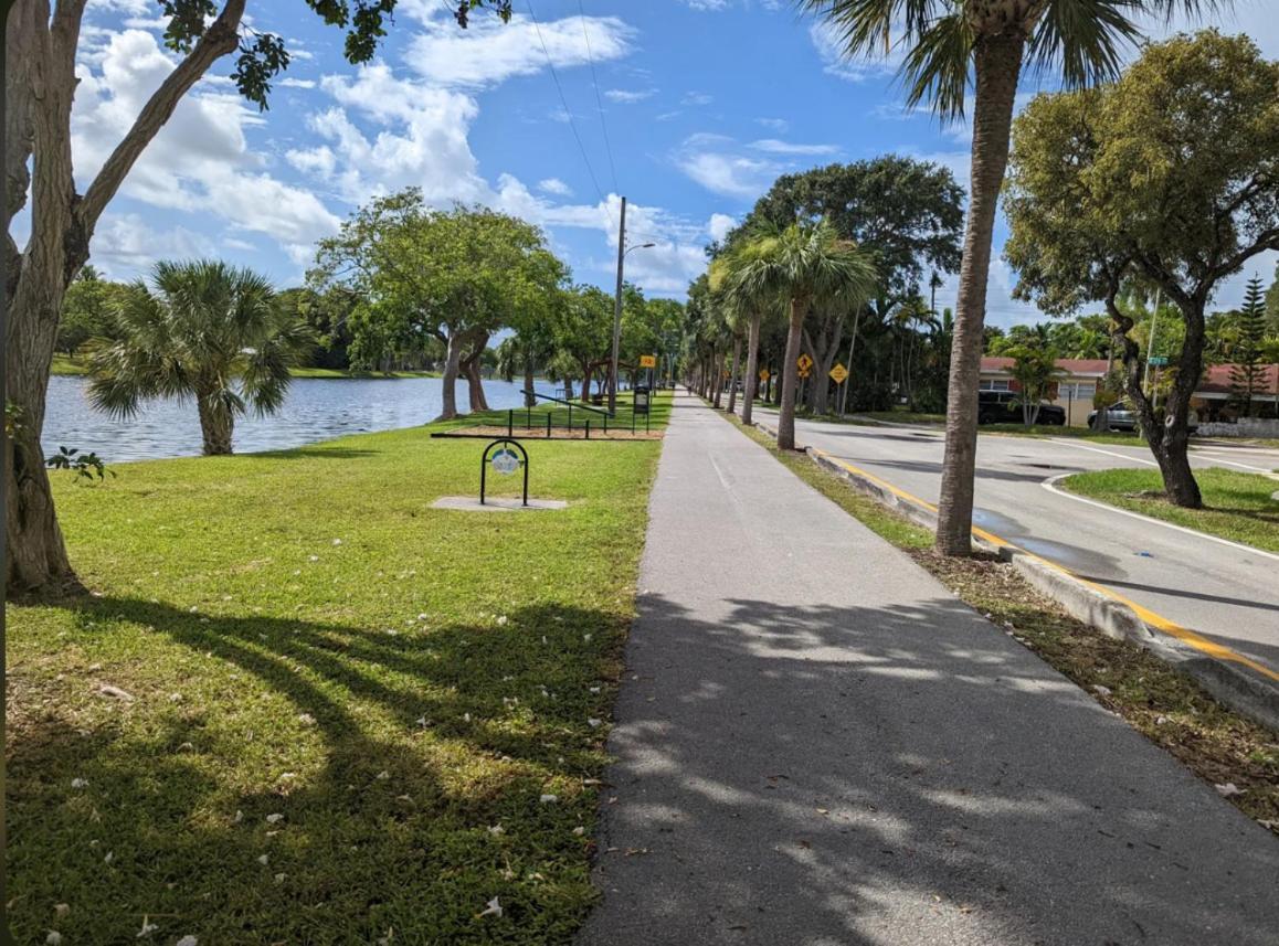 One Bedroom Minutes From The Beach Apartment Miami