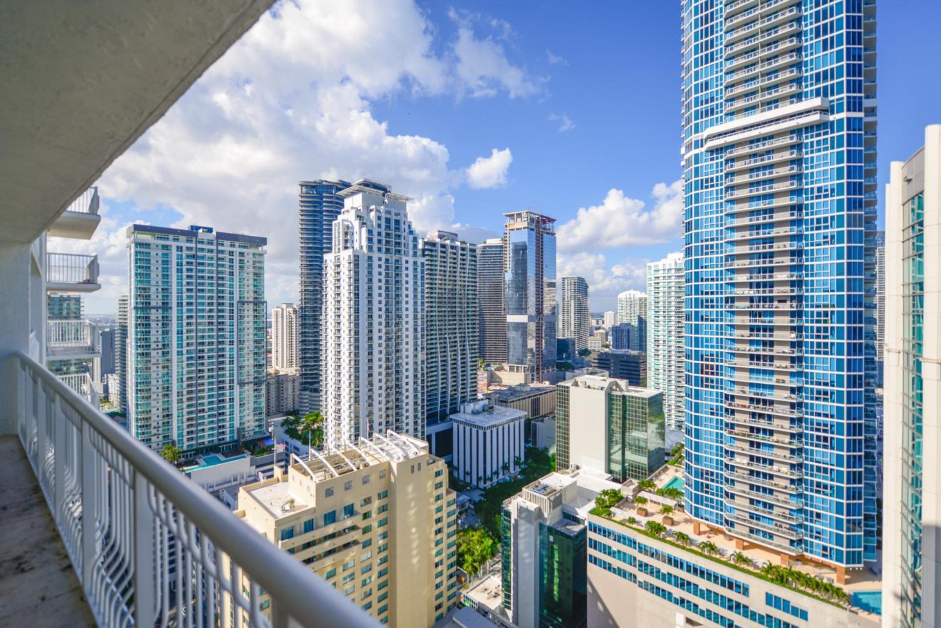 The Club At Brickell Bay By Palermo Apartment Miami