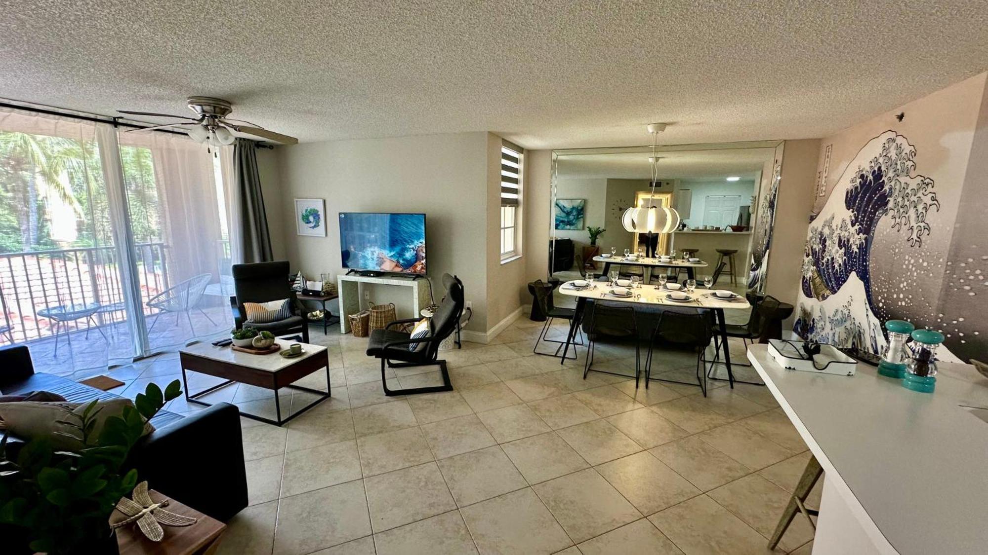 Apartment Deluxe Yacht Club Near The Miami