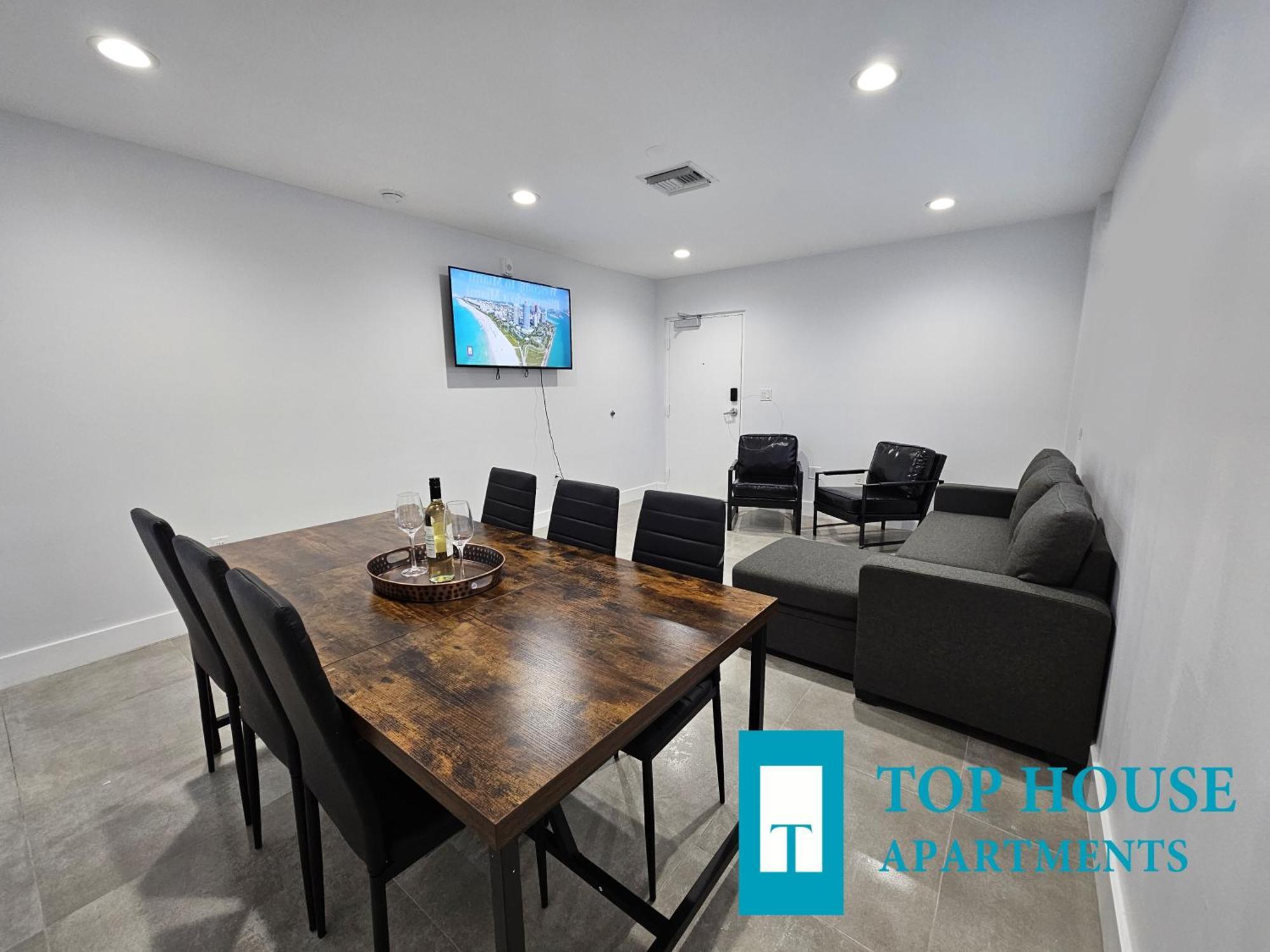 645 Airport House Apartment Miami