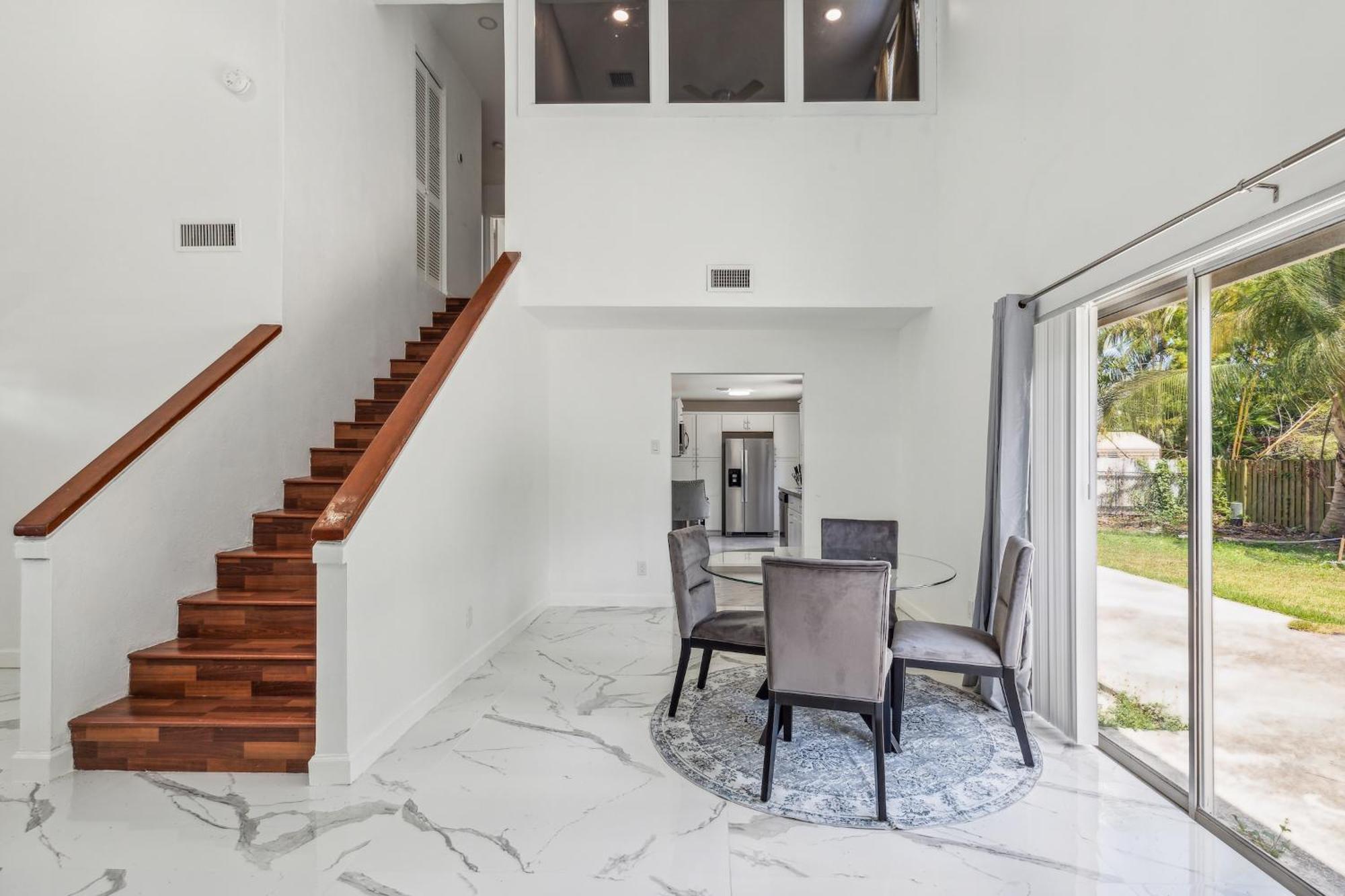 Spacious 3br In With Fenced Backyard * Miami