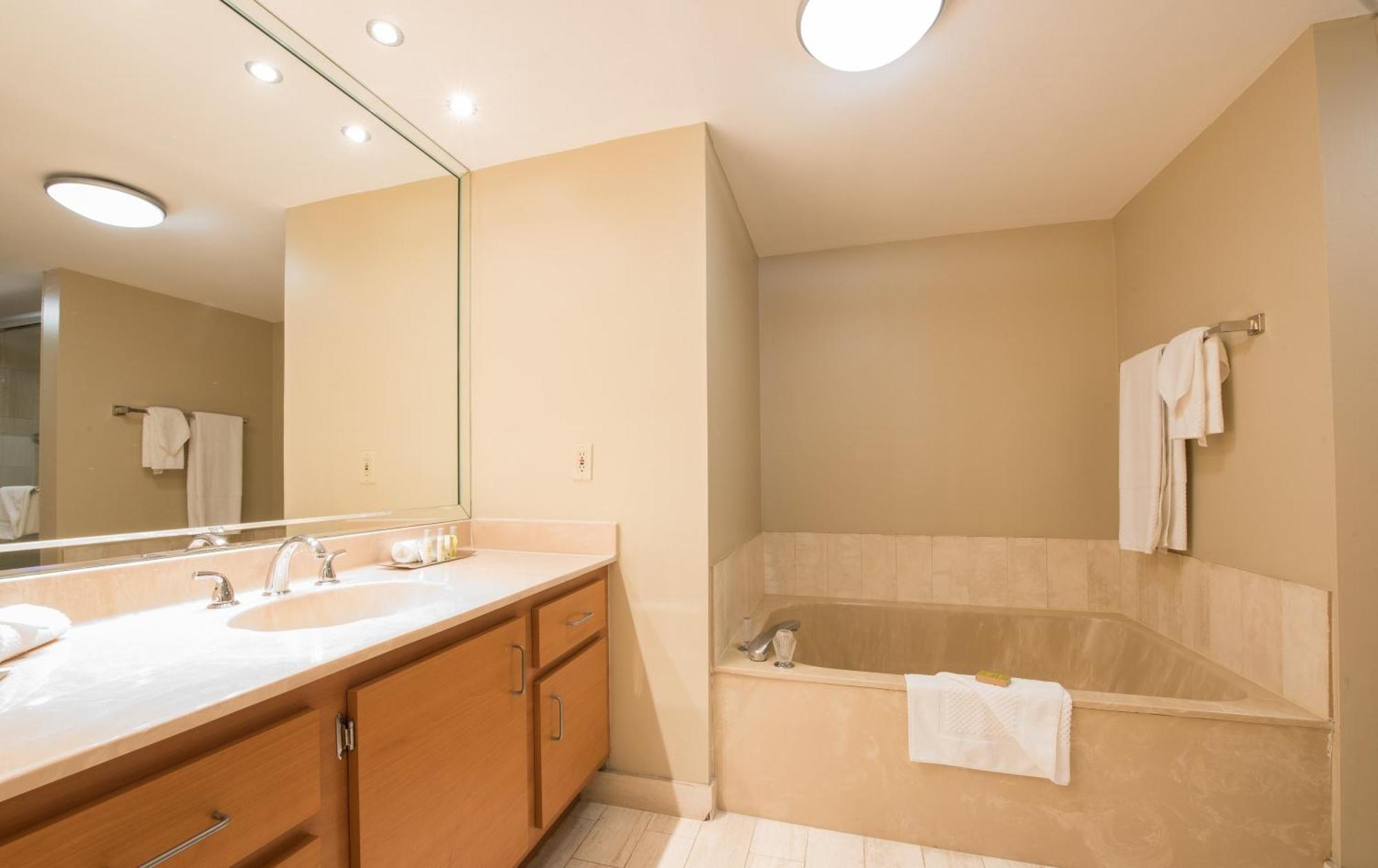 Apartamento Serene Two-bedroom Bay View *