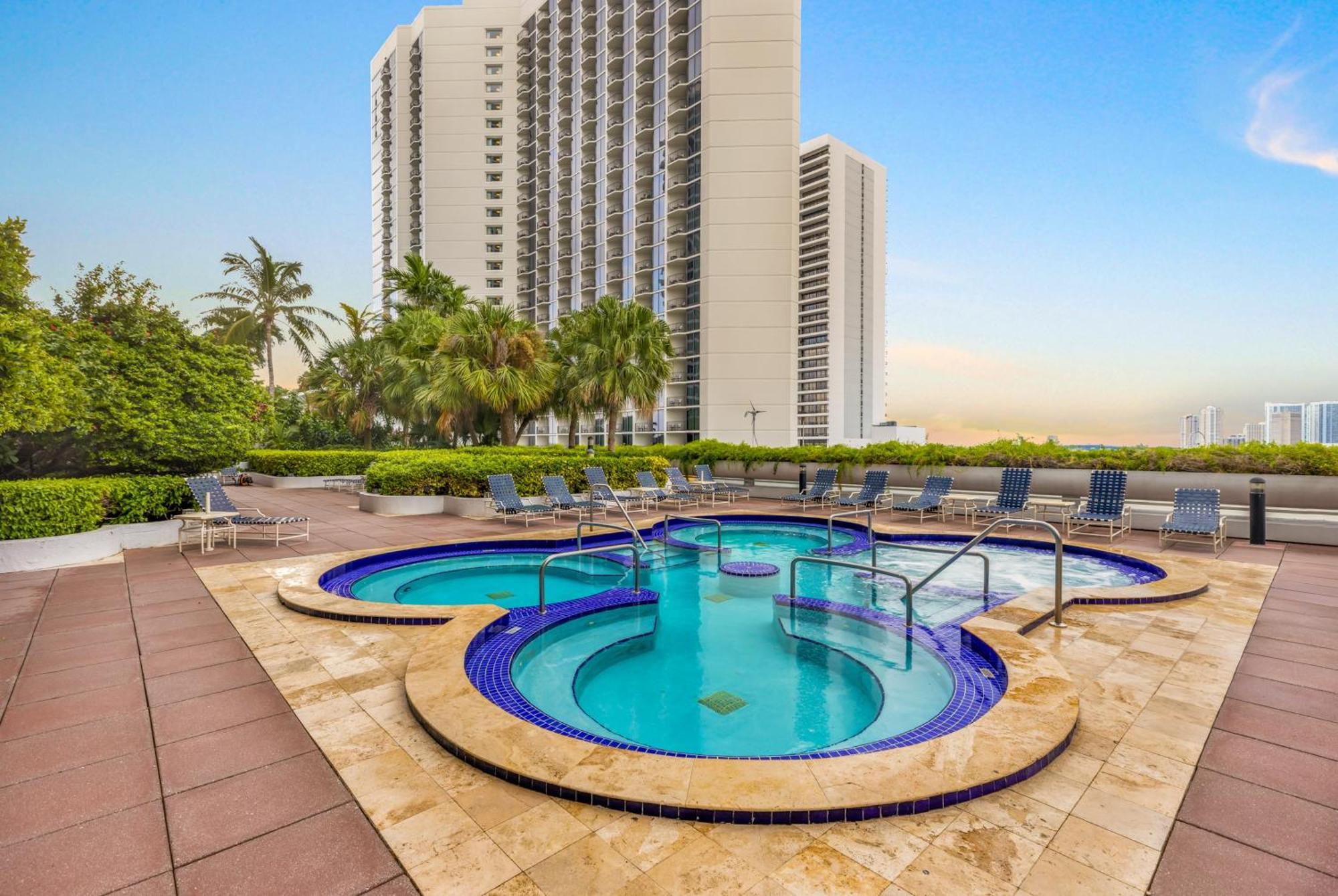 Apartment Bay Breeze Retreat Miami