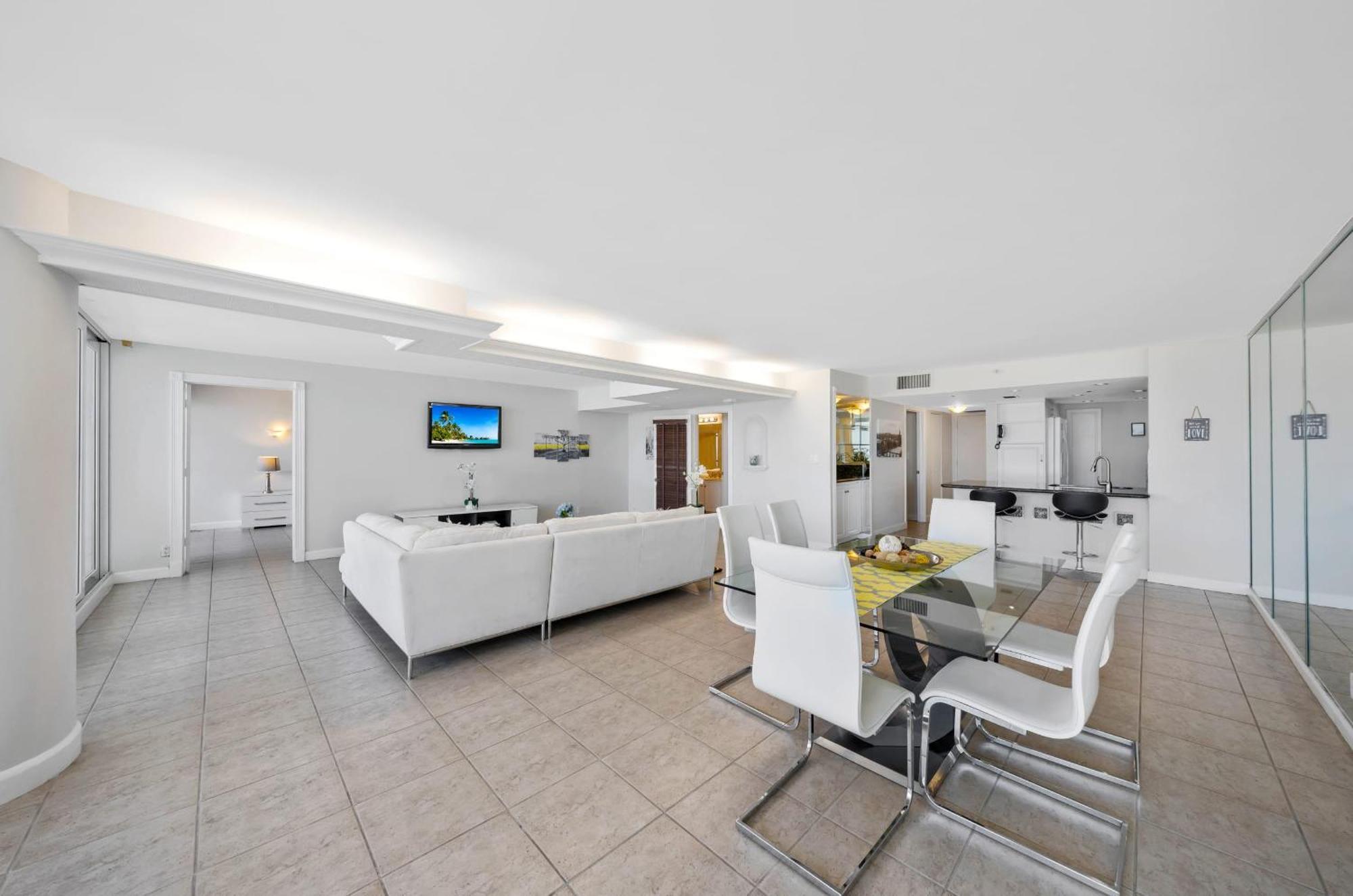 Bay Breeze Retreat Apartment