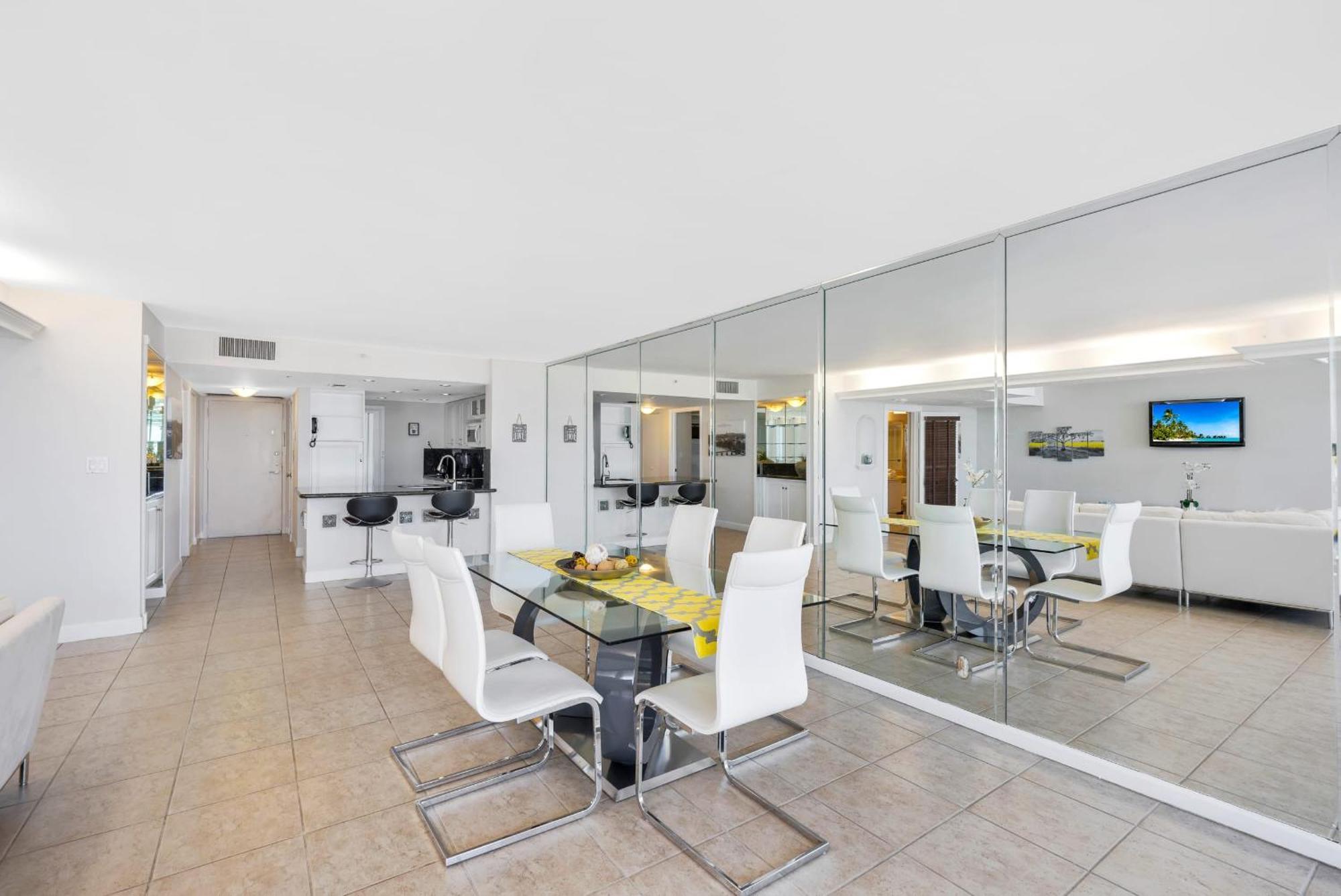 Apartment Bay Breeze Retreat