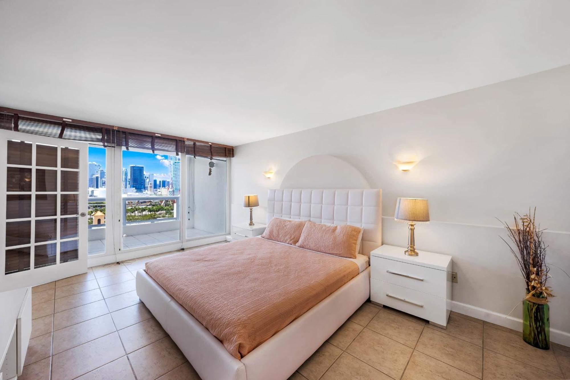 Bay Breeze Retreat Apartment