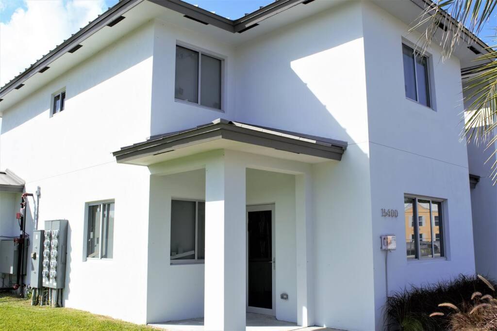 Holiday home Biscayne Park 15400