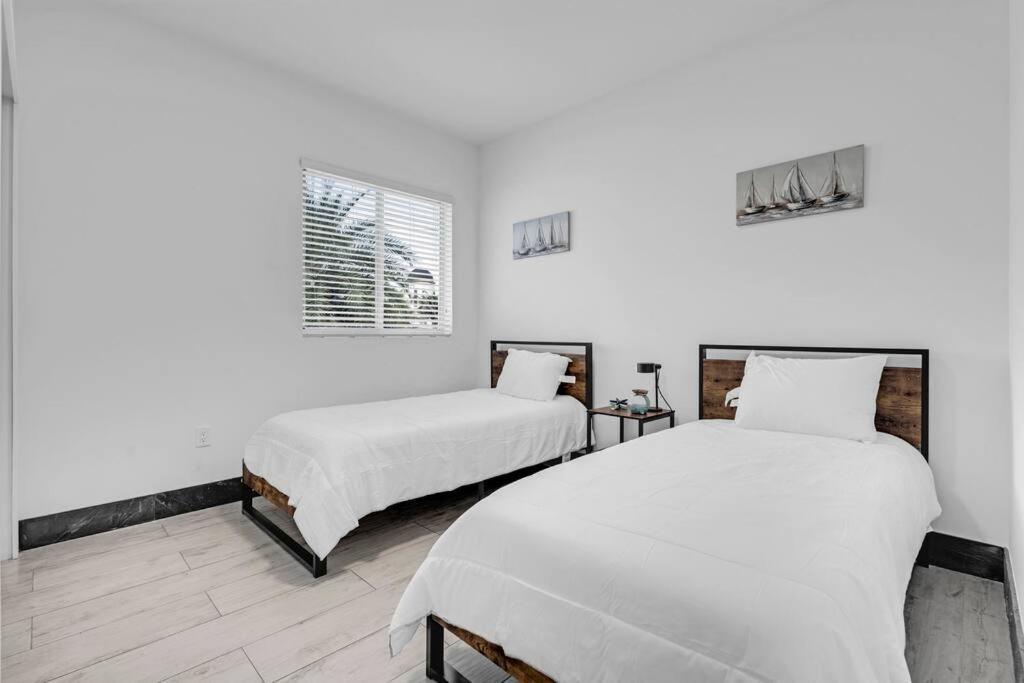Holiday home Biscayne Park 15400
