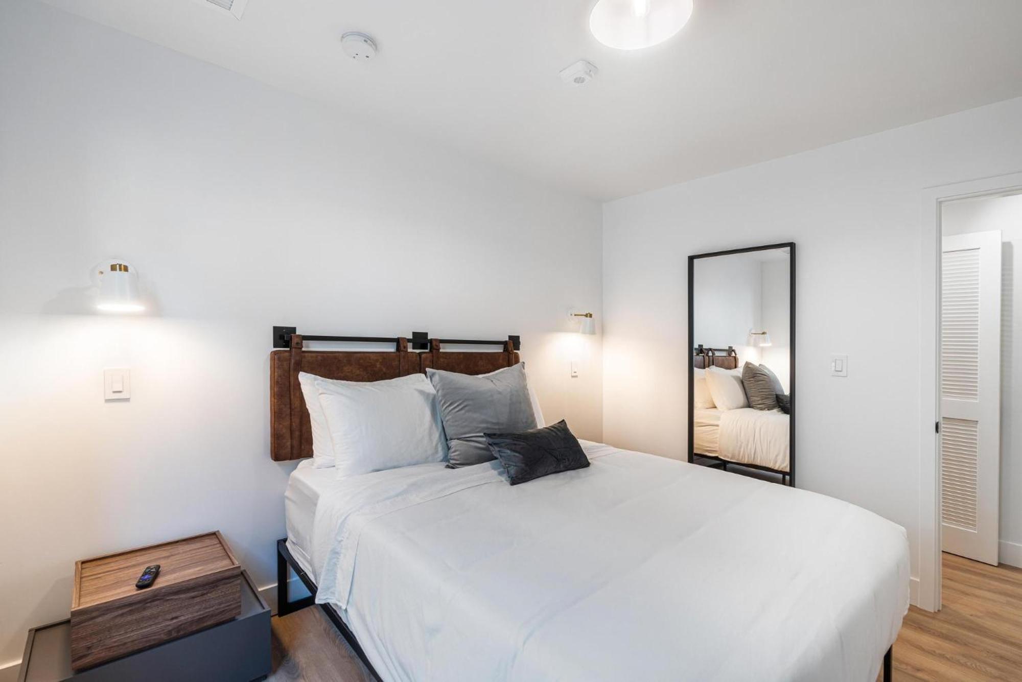 Lux Retreat By Renzzi * Miami
