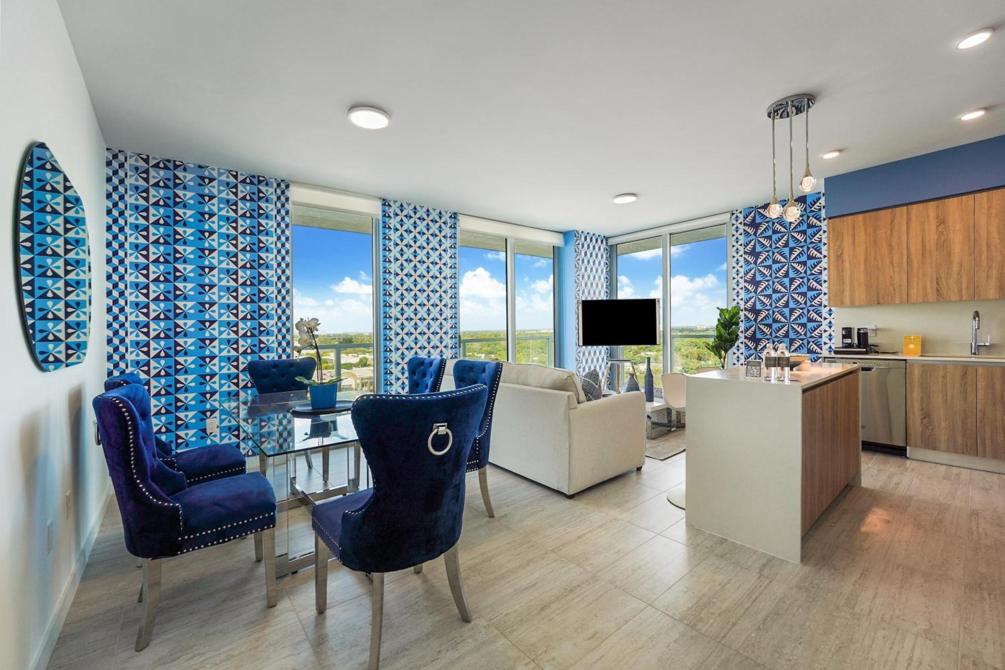 Quadro Residences By Ionica *