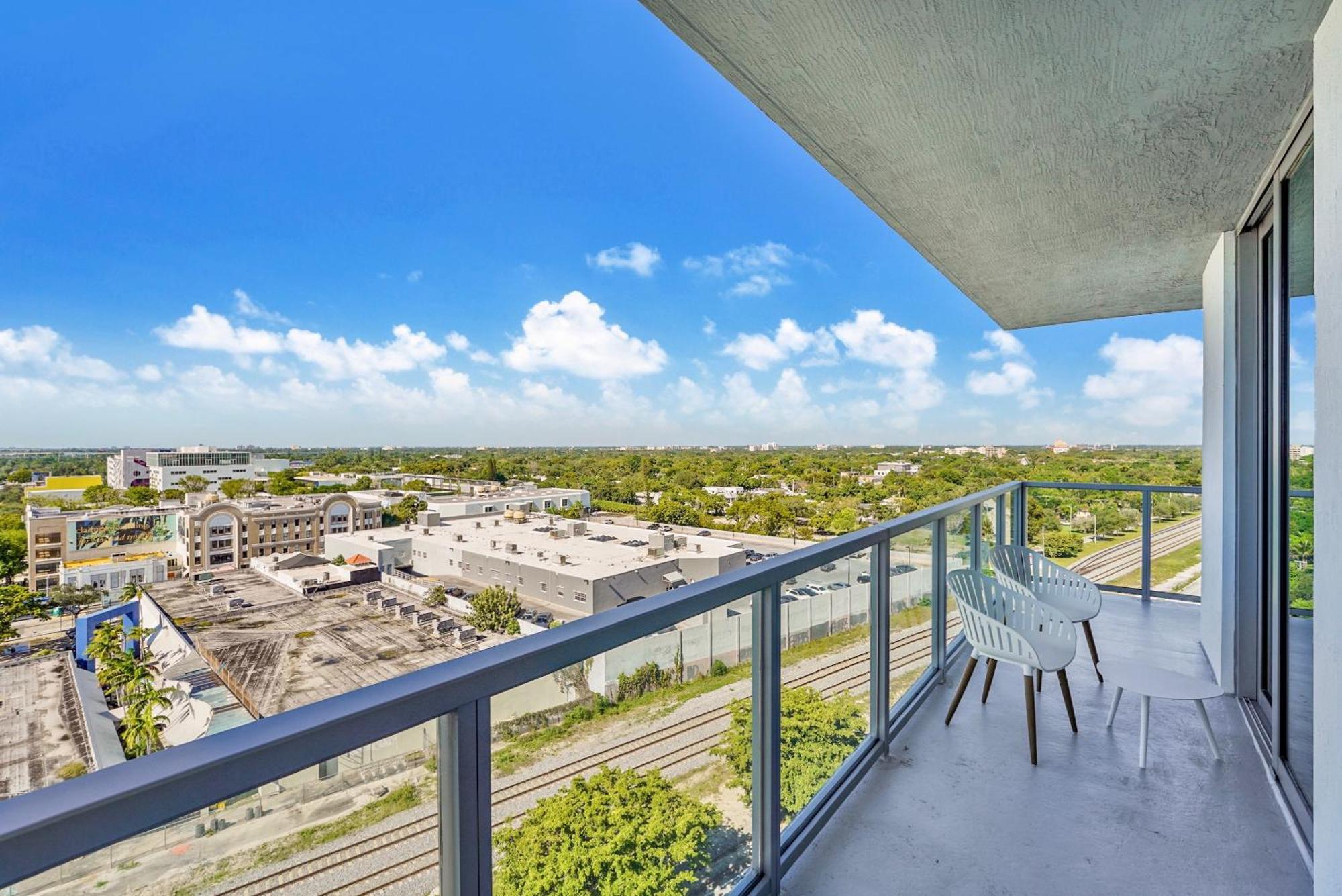 Apartment Quadro Residences By Ionica *