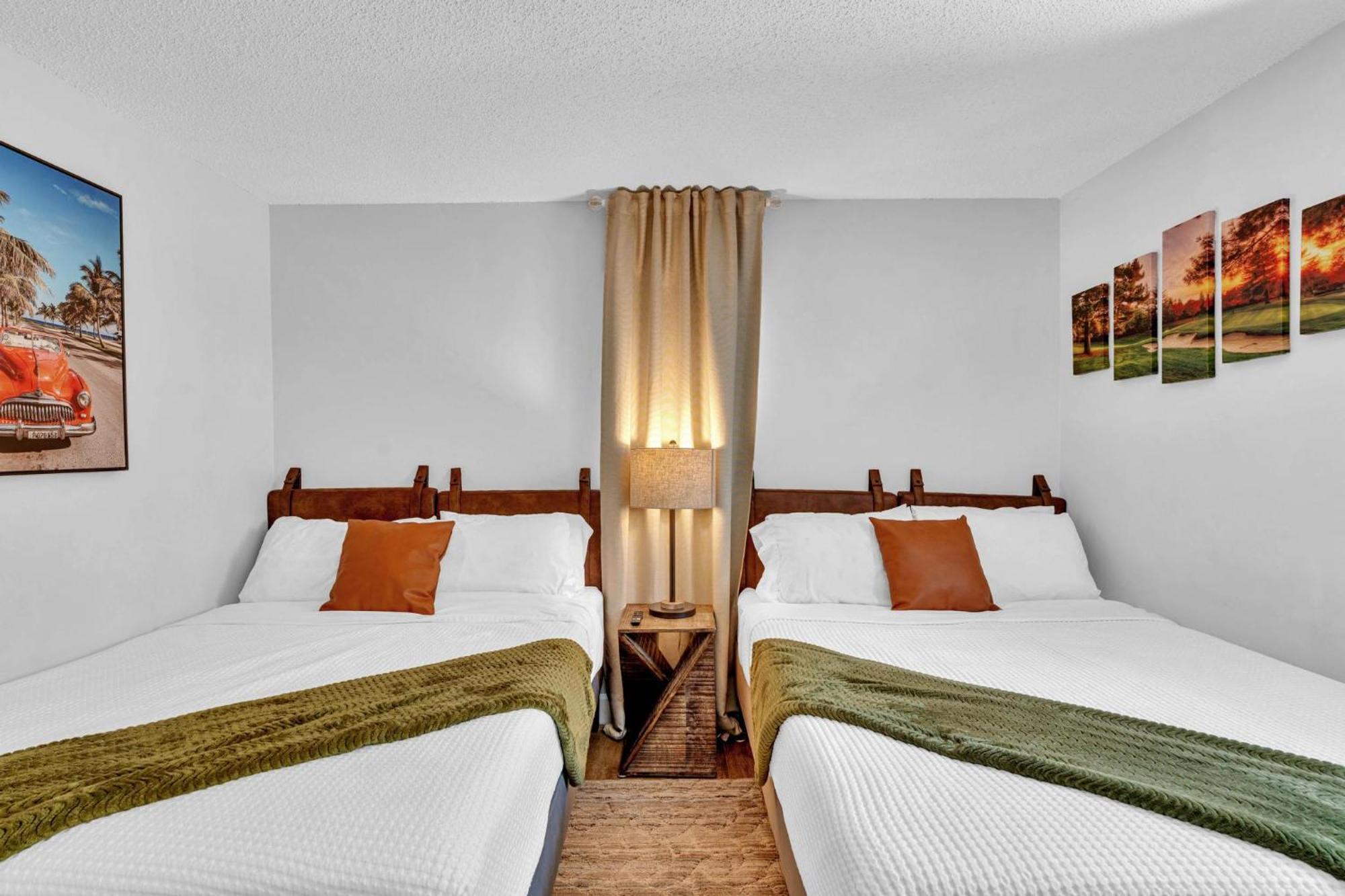 Casa de férias Estelo's Place - Modern Townhouse With King Bed, Only 5 Min From The Airport! Miami