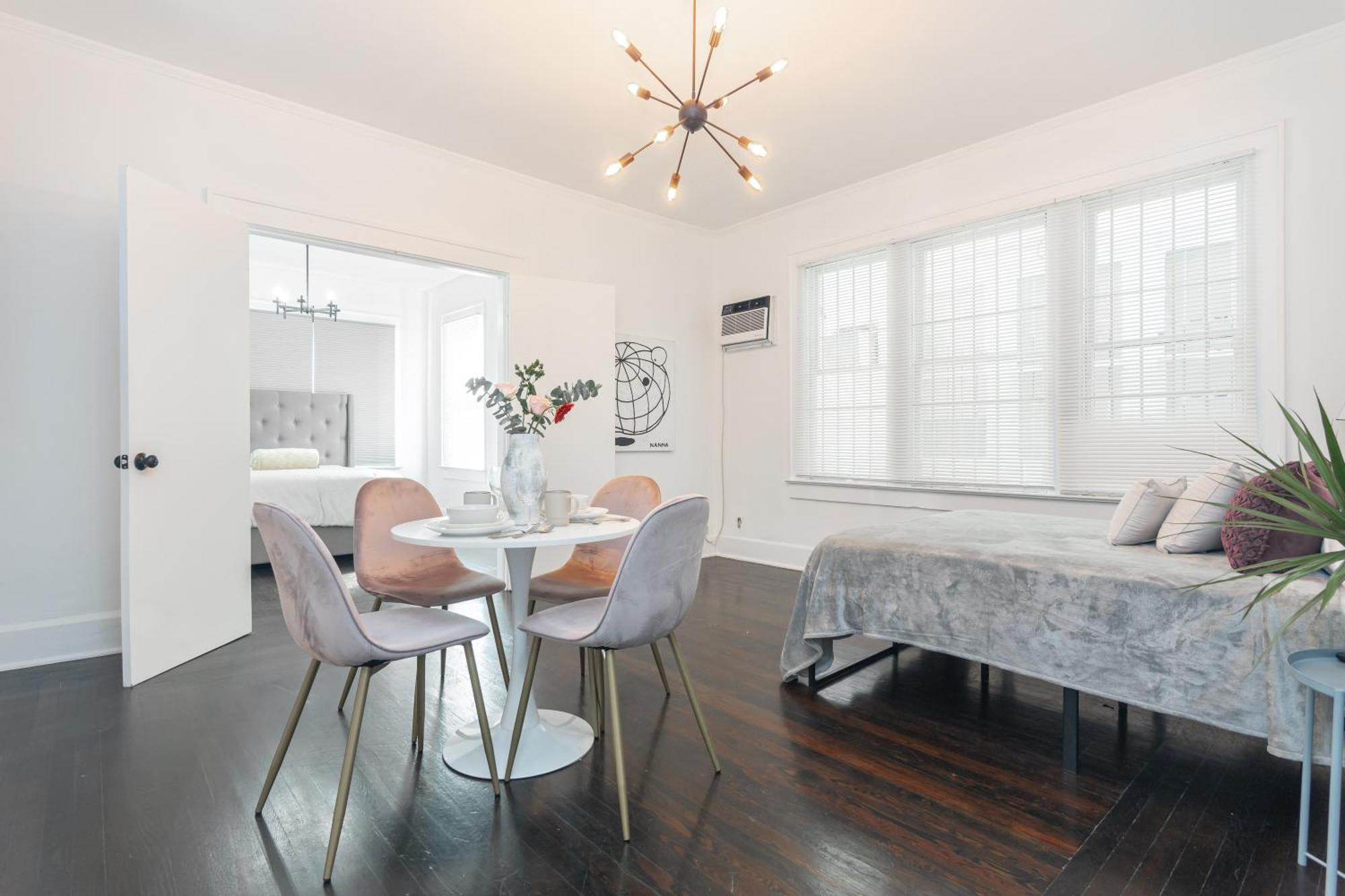 2-bdrm -heart Wynwood & Edgewater- Private Parking Miami